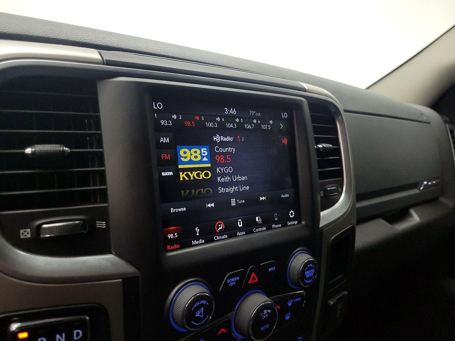 Thumbnail: 2019 RAM 1500 Classic - 15