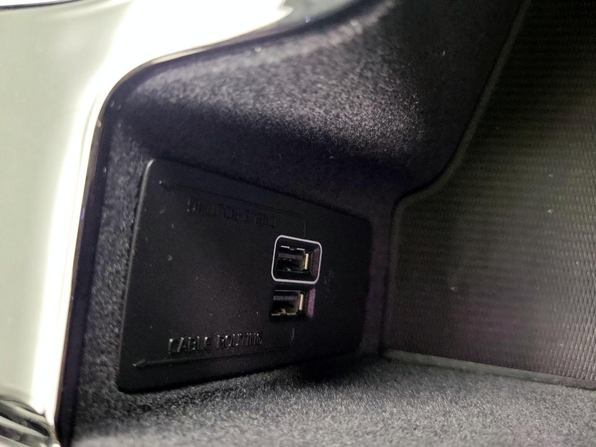 Thumbnail: 2022 Volvo XC90 - 19