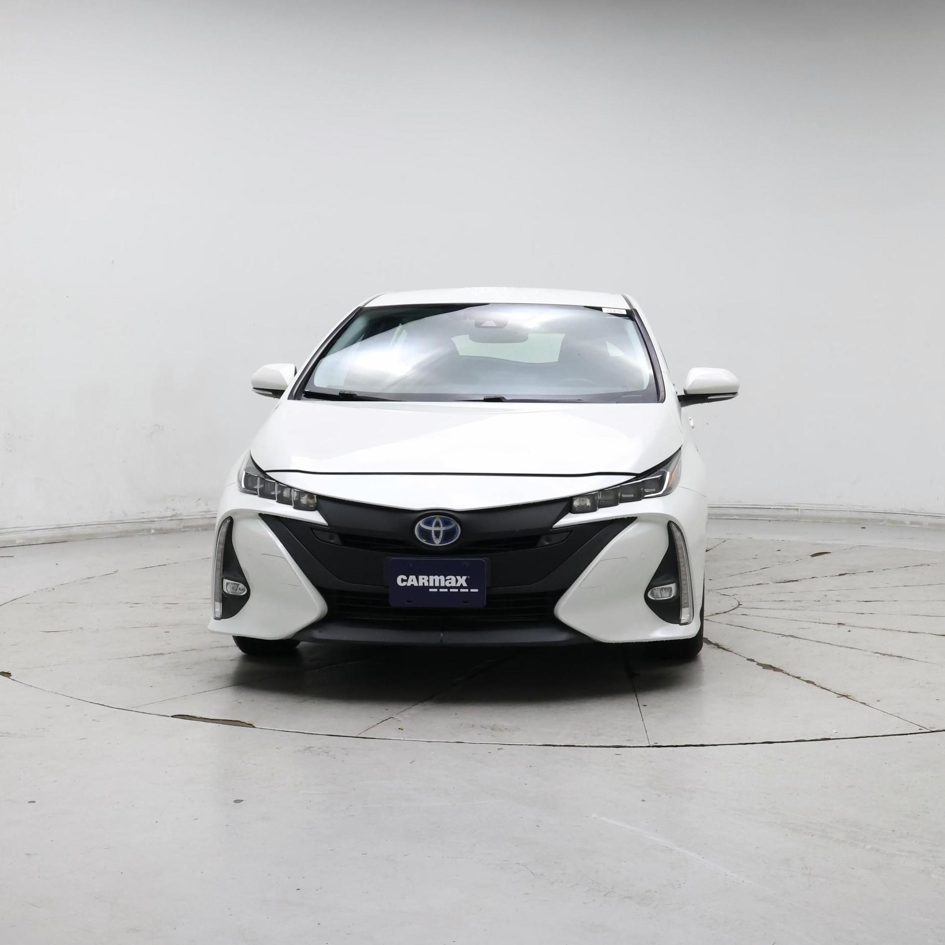 Thumbnail: 2017 Toyota Prius Prime - 5
