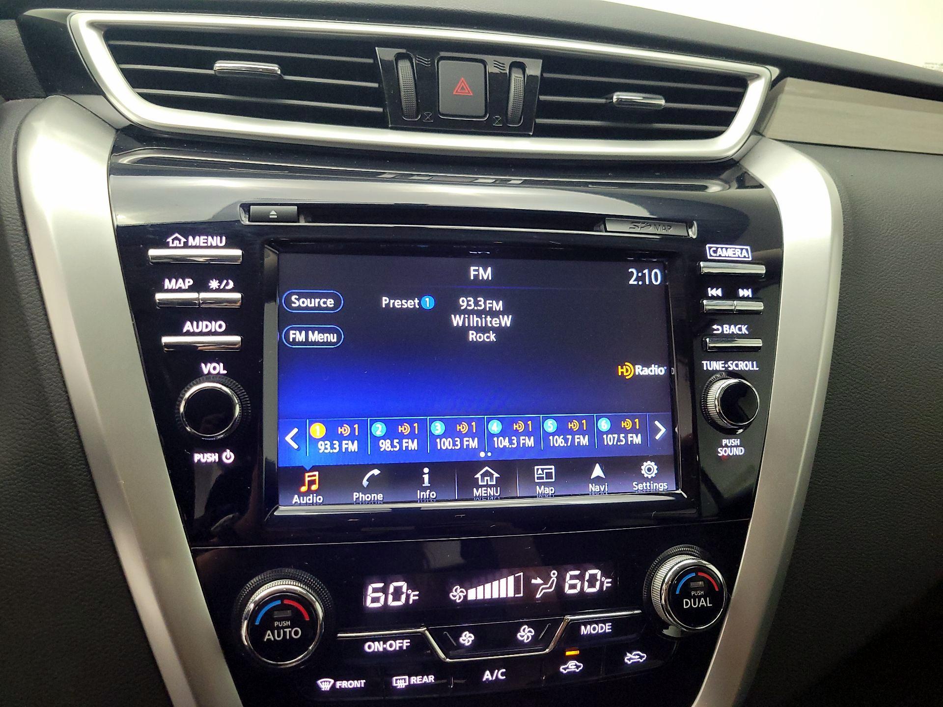 Thumbnail: 2015 Nissan Murano - 16