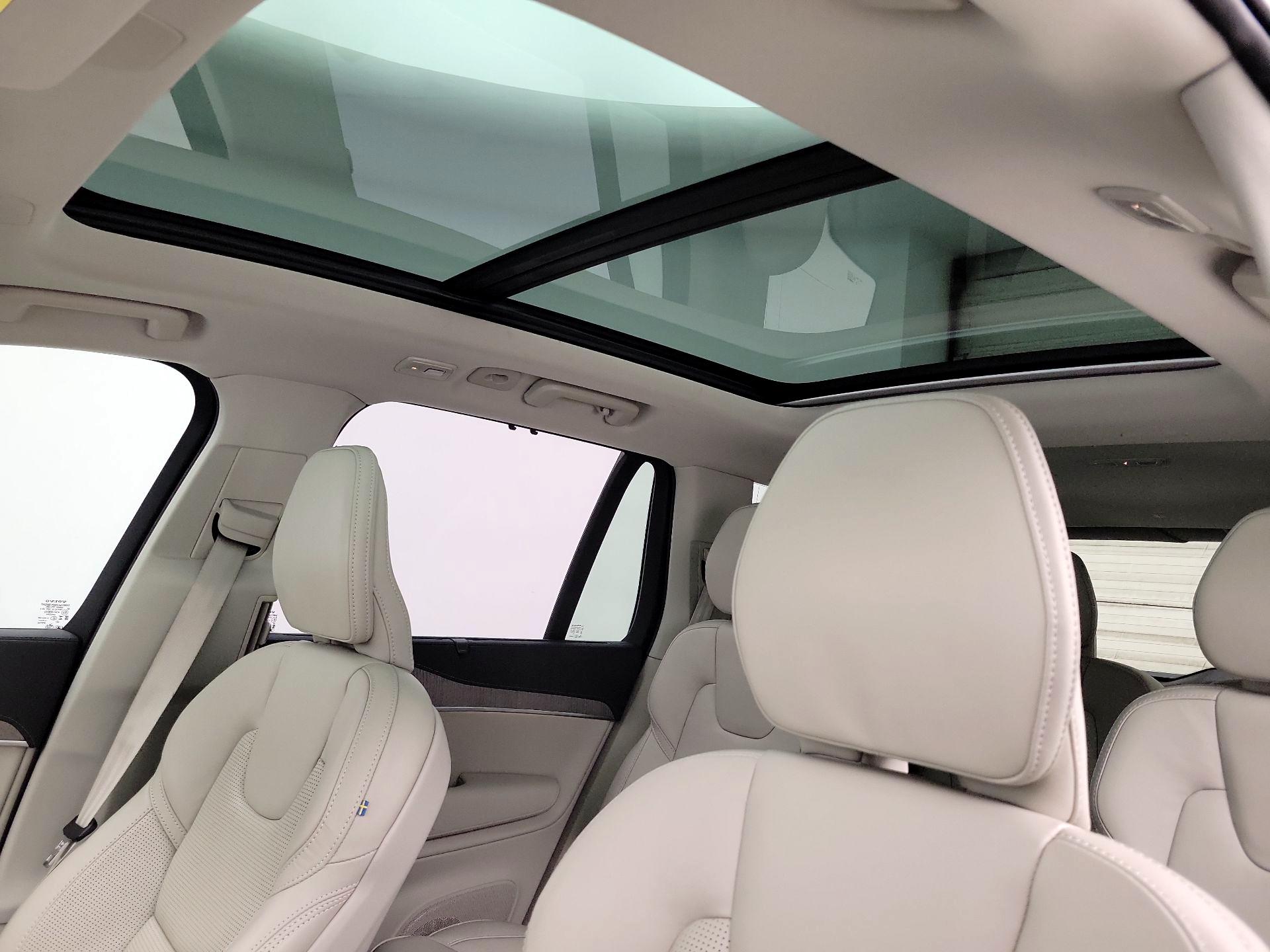 Thumbnail: 2023 Volvo XC90 - 20