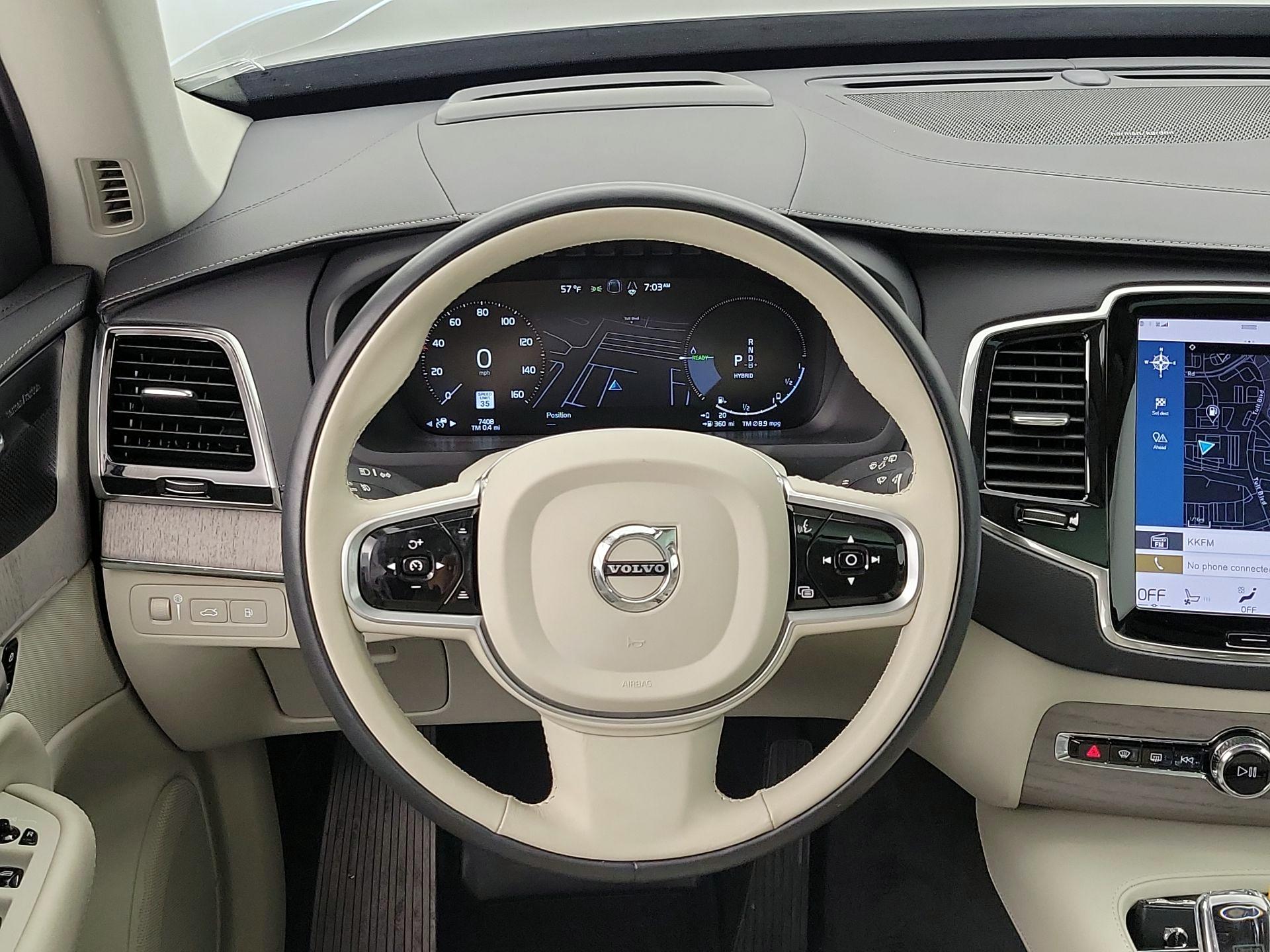 Thumbnail: 2022 Volvo XC90 - 10