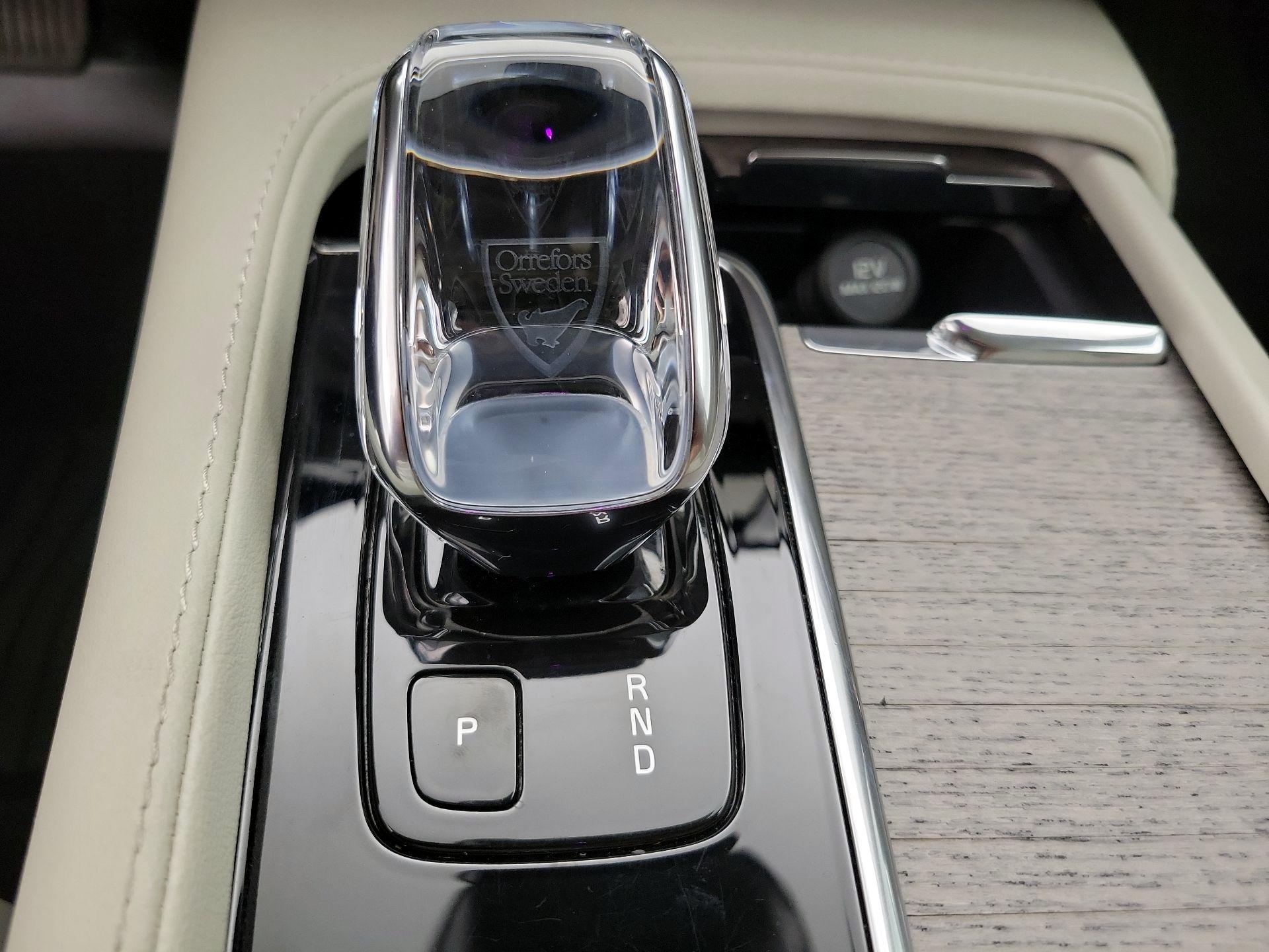 Thumbnail: 2022 Volvo XC90 - 18