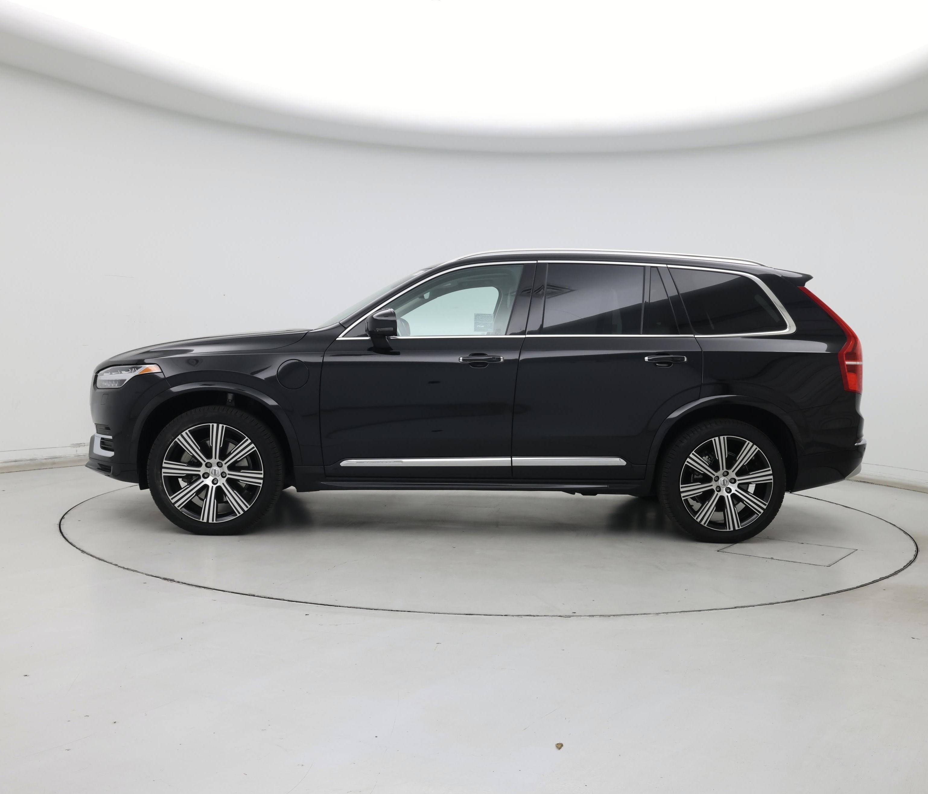 Thumbnail: 2022 Volvo XC90 - 3