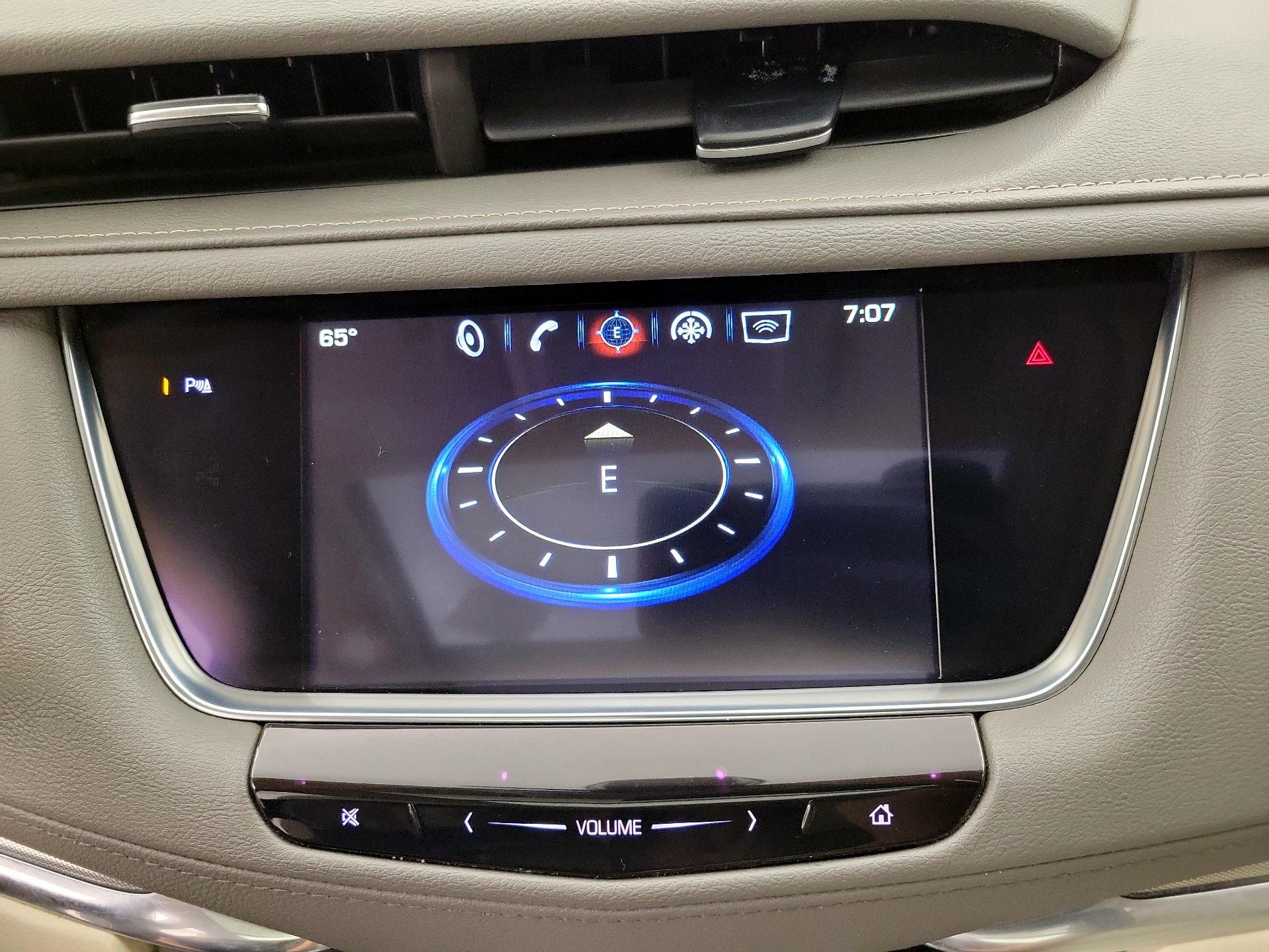Thumbnail: 2019 Cadillac XT5 - 14