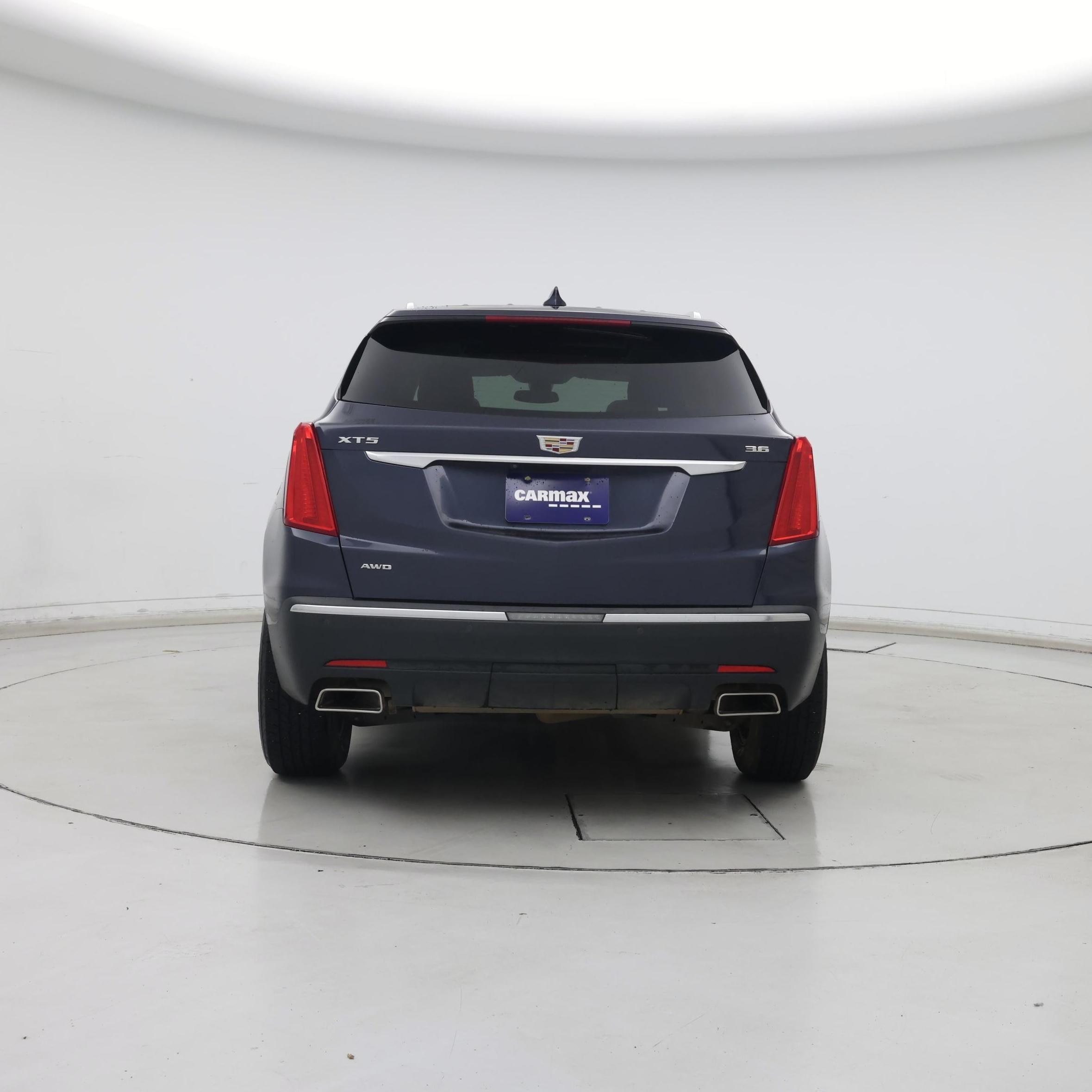 Thumbnail: 2019 Cadillac XT5 - 6