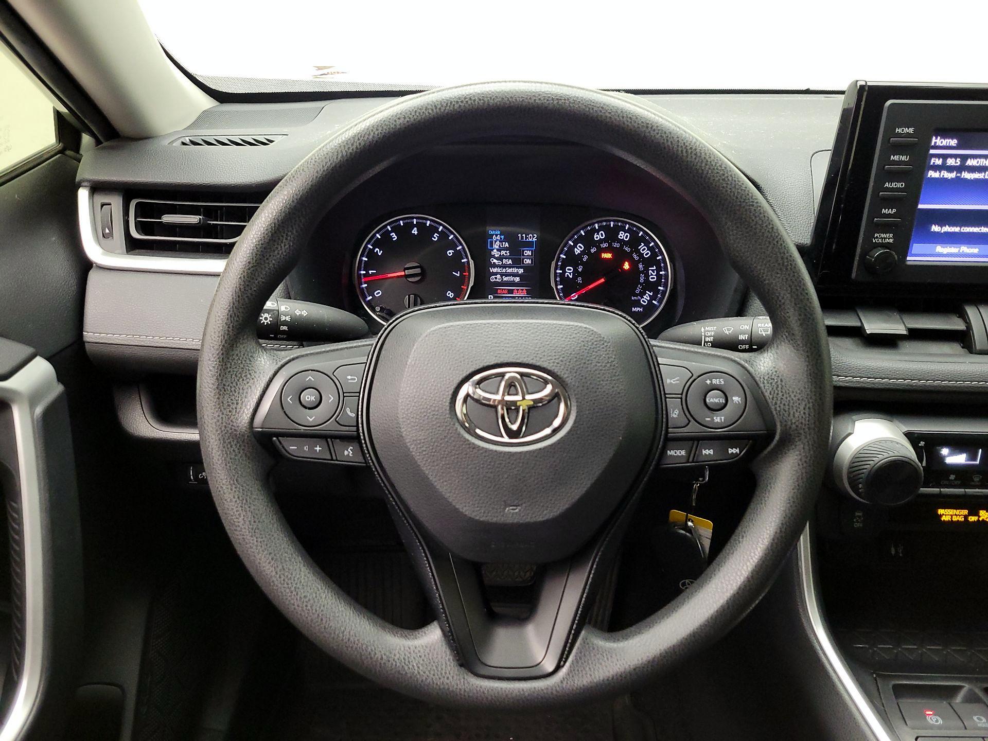 Thumbnail: 2019 Toyota RAV4 - 10