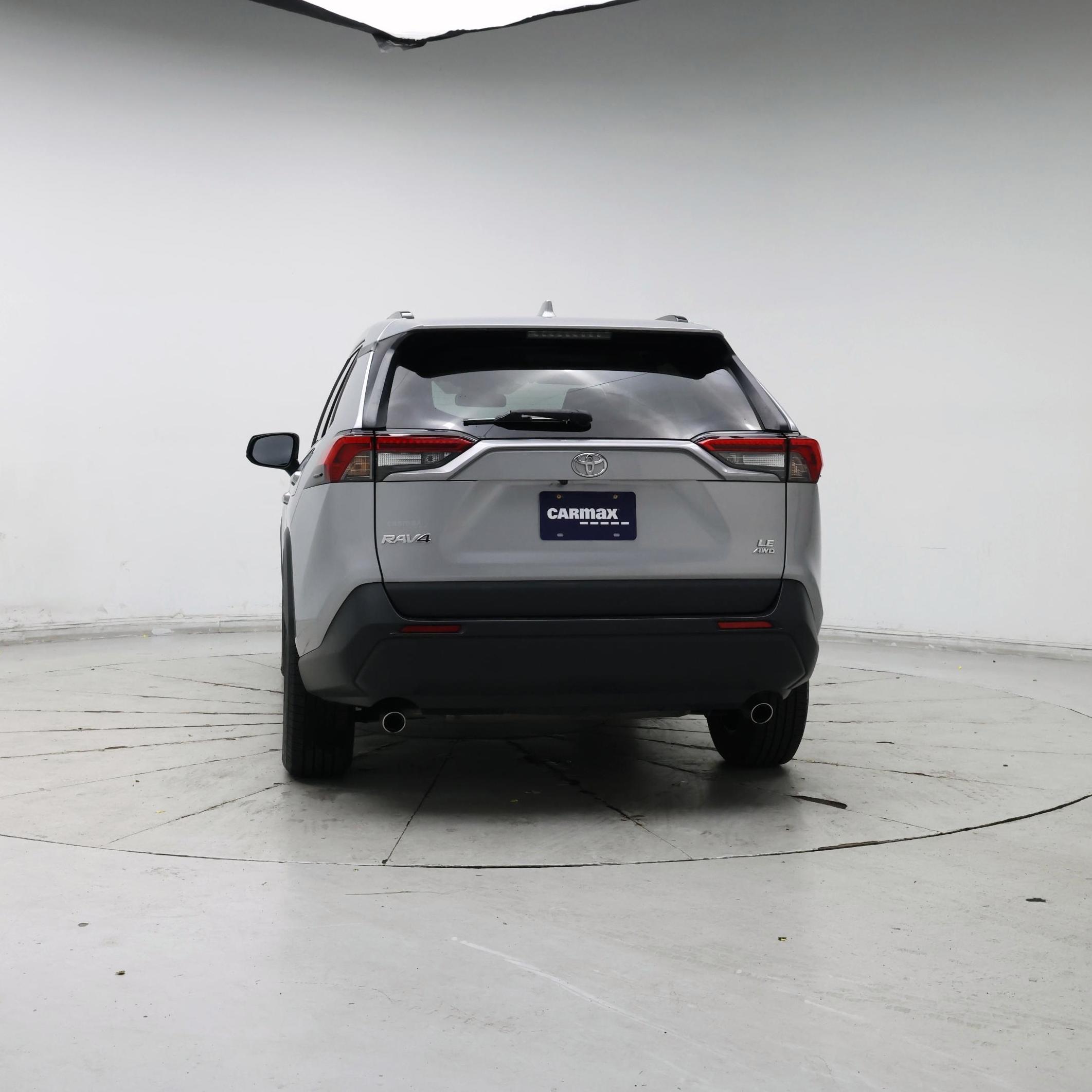Thumbnail: 2019 Toyota RAV4 - 6