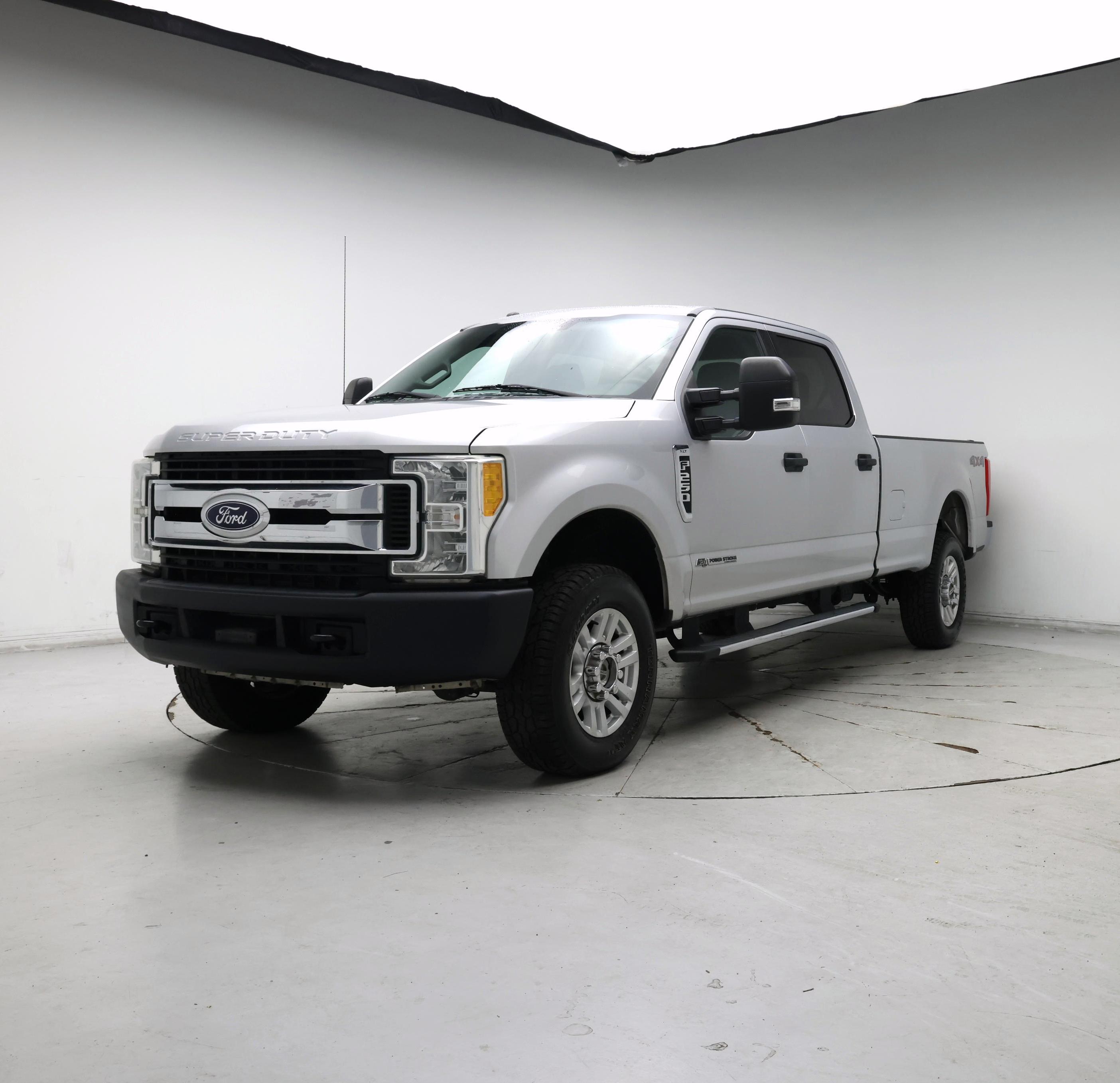 Thumbnail: 2017 Ford F-250 - 4
