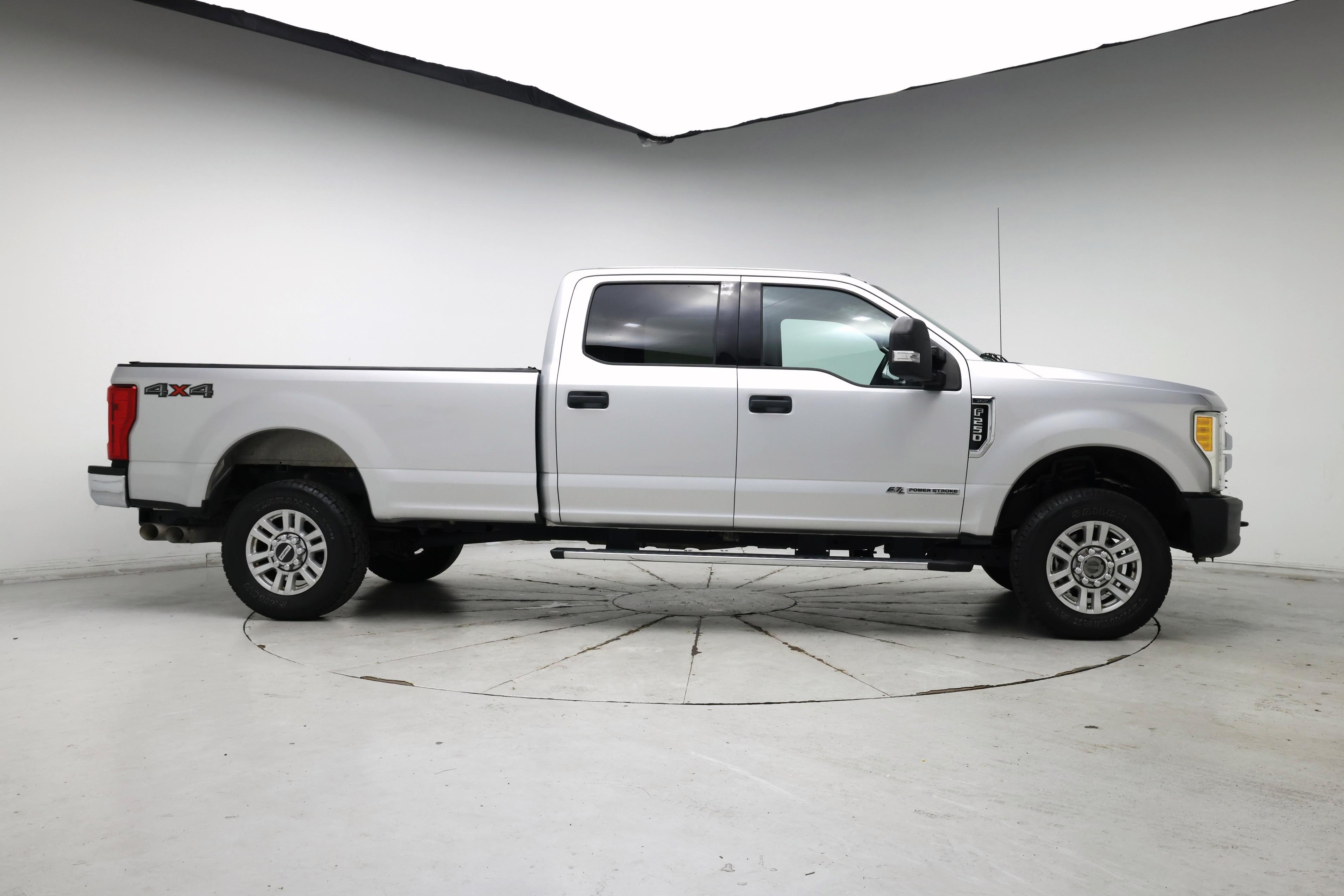 Thumbnail: 2017 Ford F-250 - 7