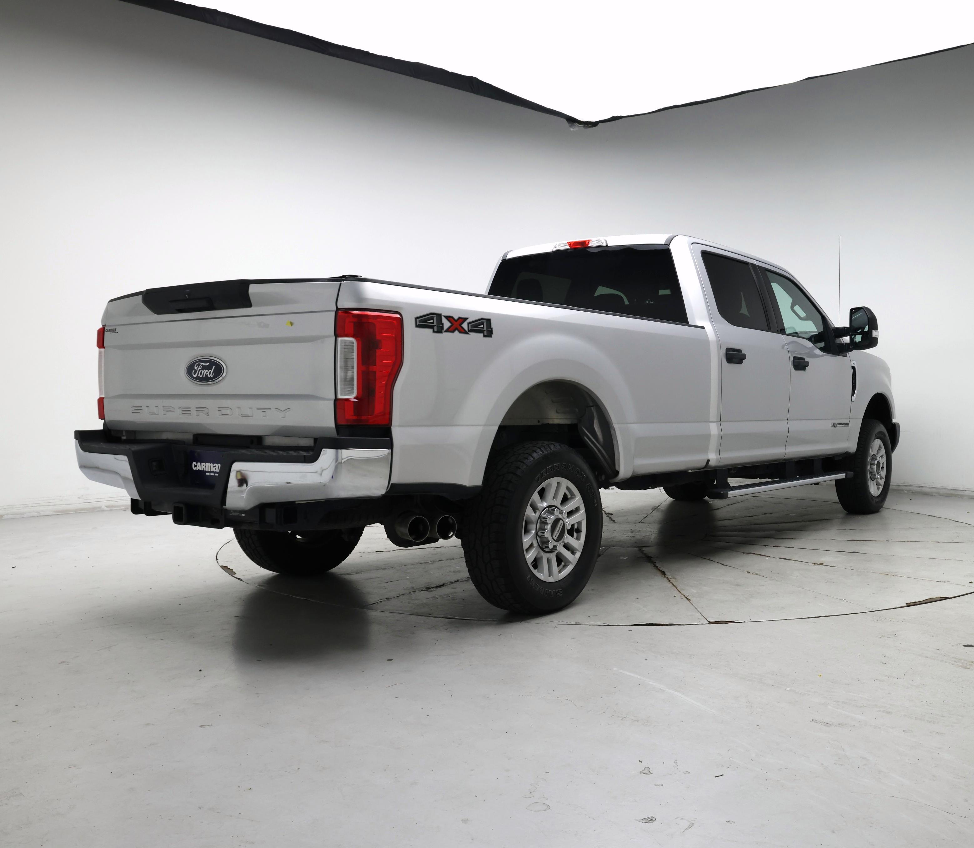 Thumbnail: 2017 Ford F-250 - 8