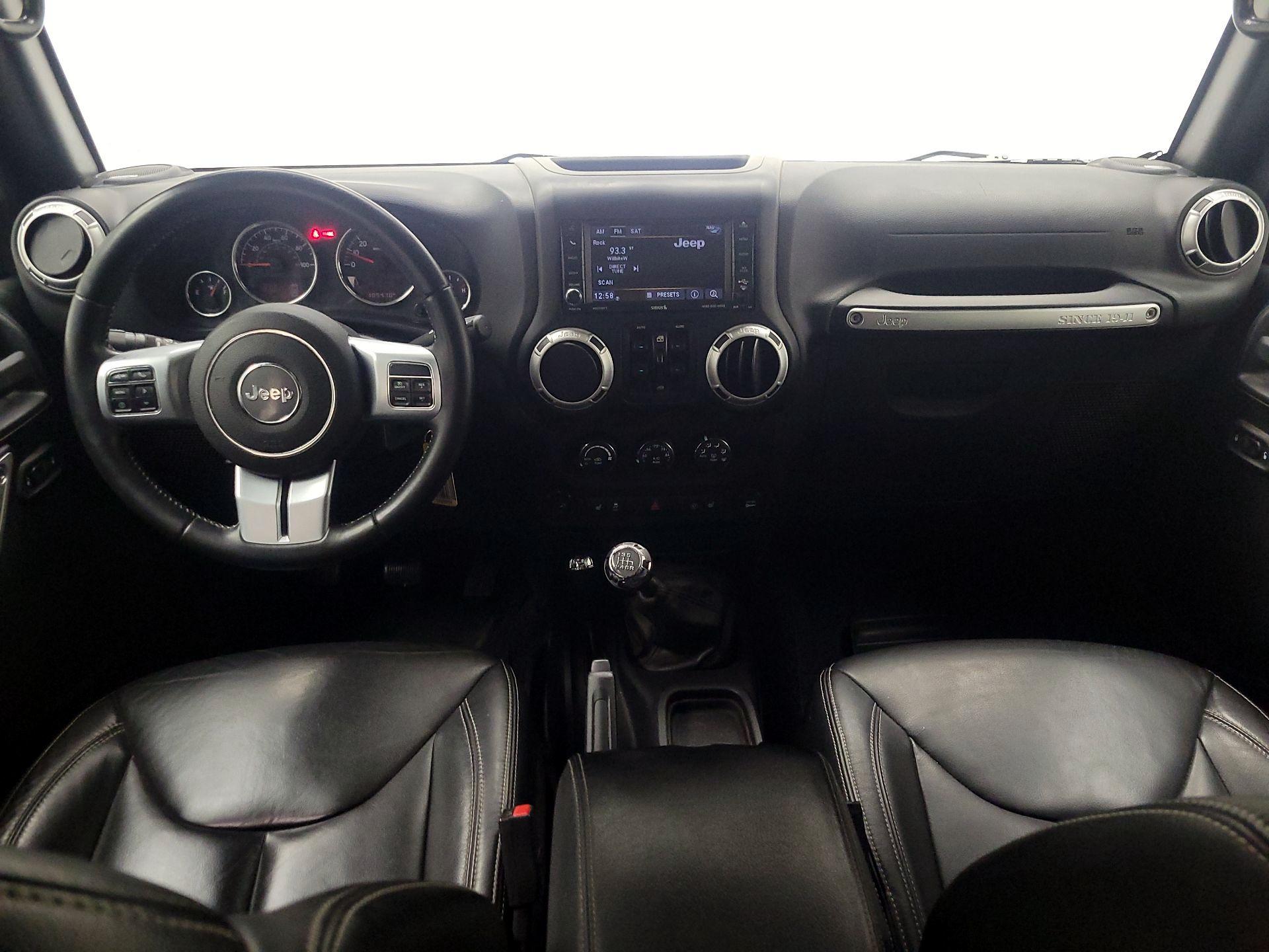 Thumbnail: 2017 Jeep Wrangler - 9