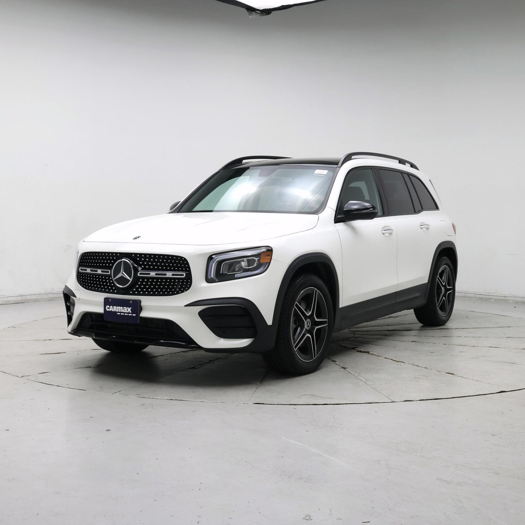 Thumbnail: 2021 Mercedes-Benz GLB - 4