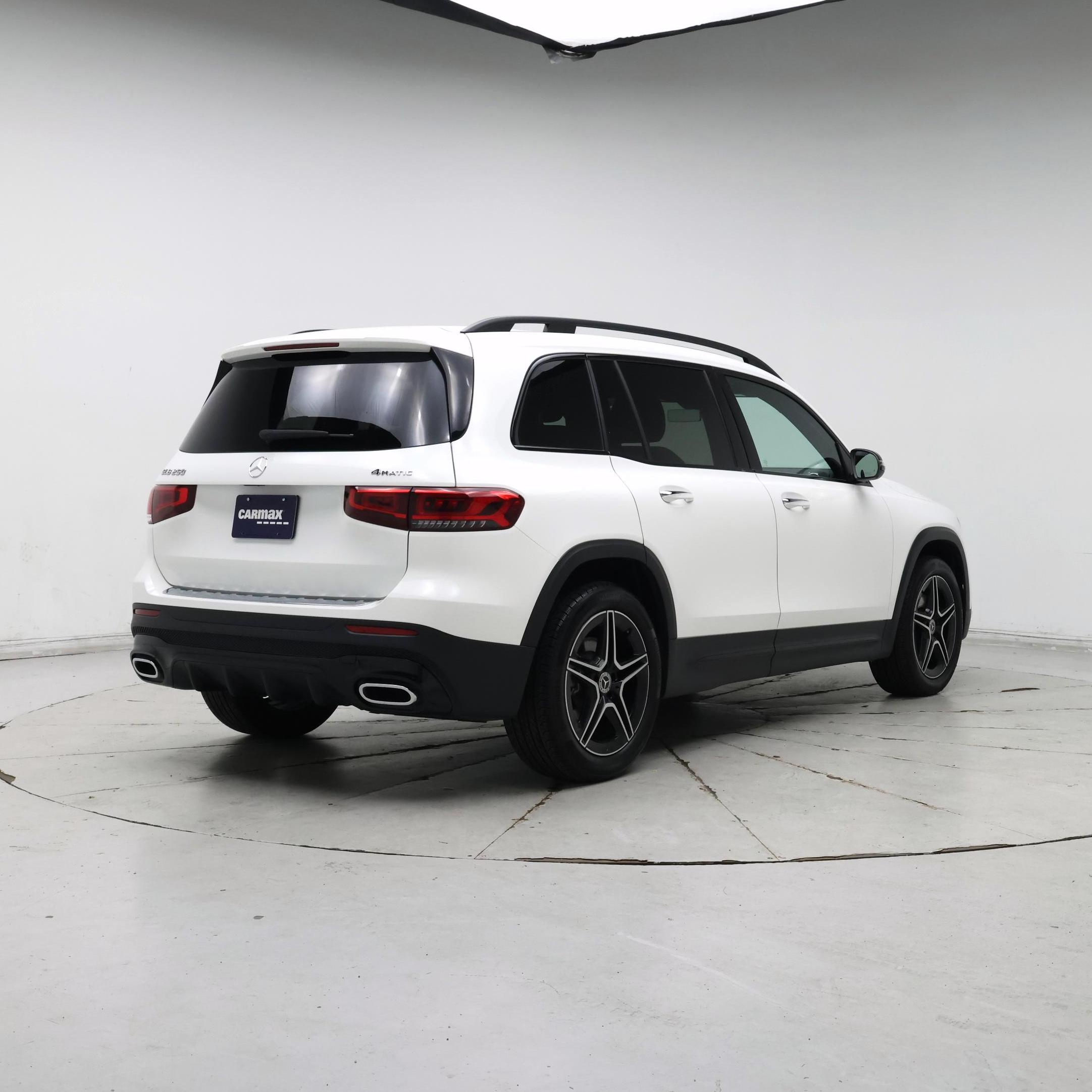 Thumbnail: 2021 Mercedes-Benz GLB - 8