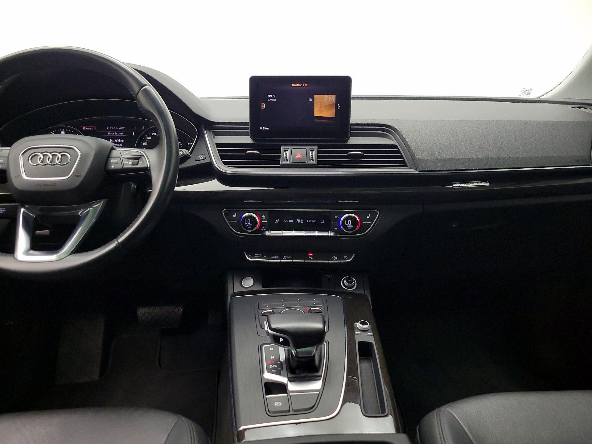 Thumbnail: 2020 Audi Q5 - 9