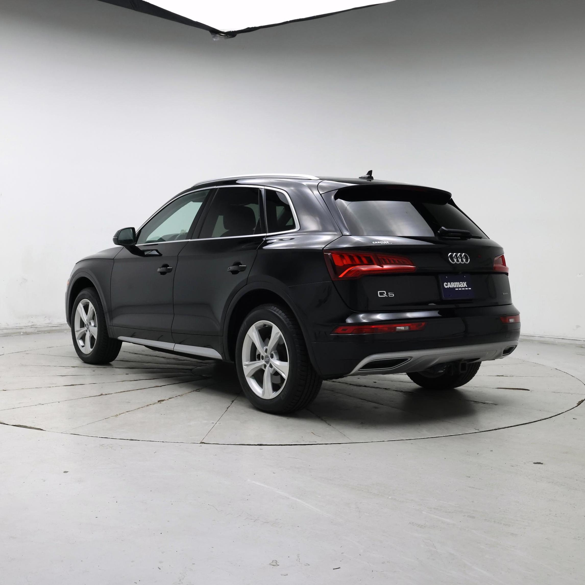 Thumbnail: 2020 Audi Q5 - 2