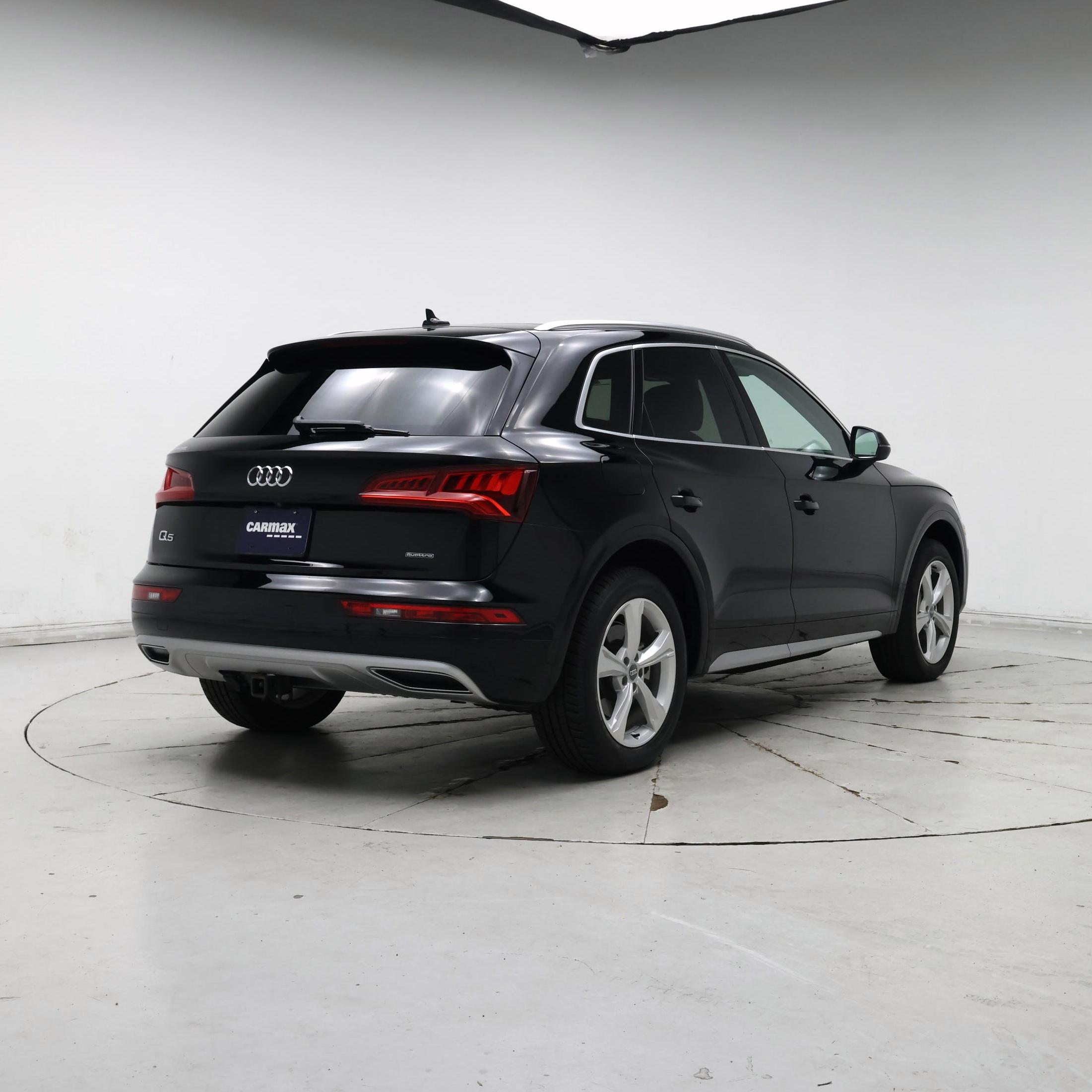 Thumbnail: 2020 Audi Q5 - 8
