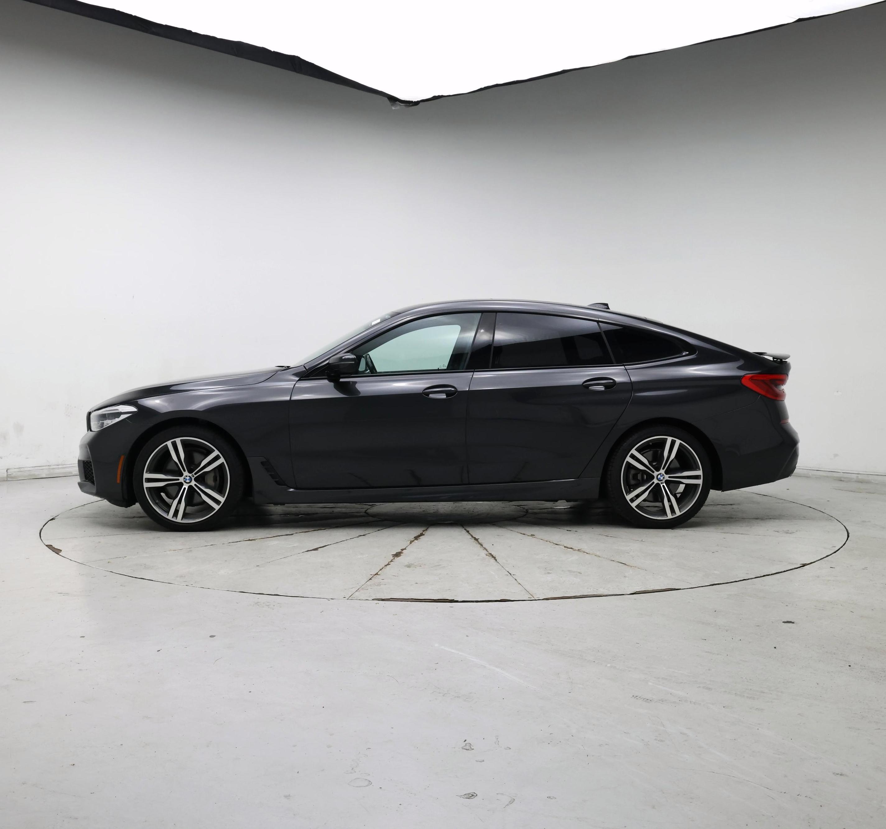 Thumbnail: 2019 BMW 6 Series - 3