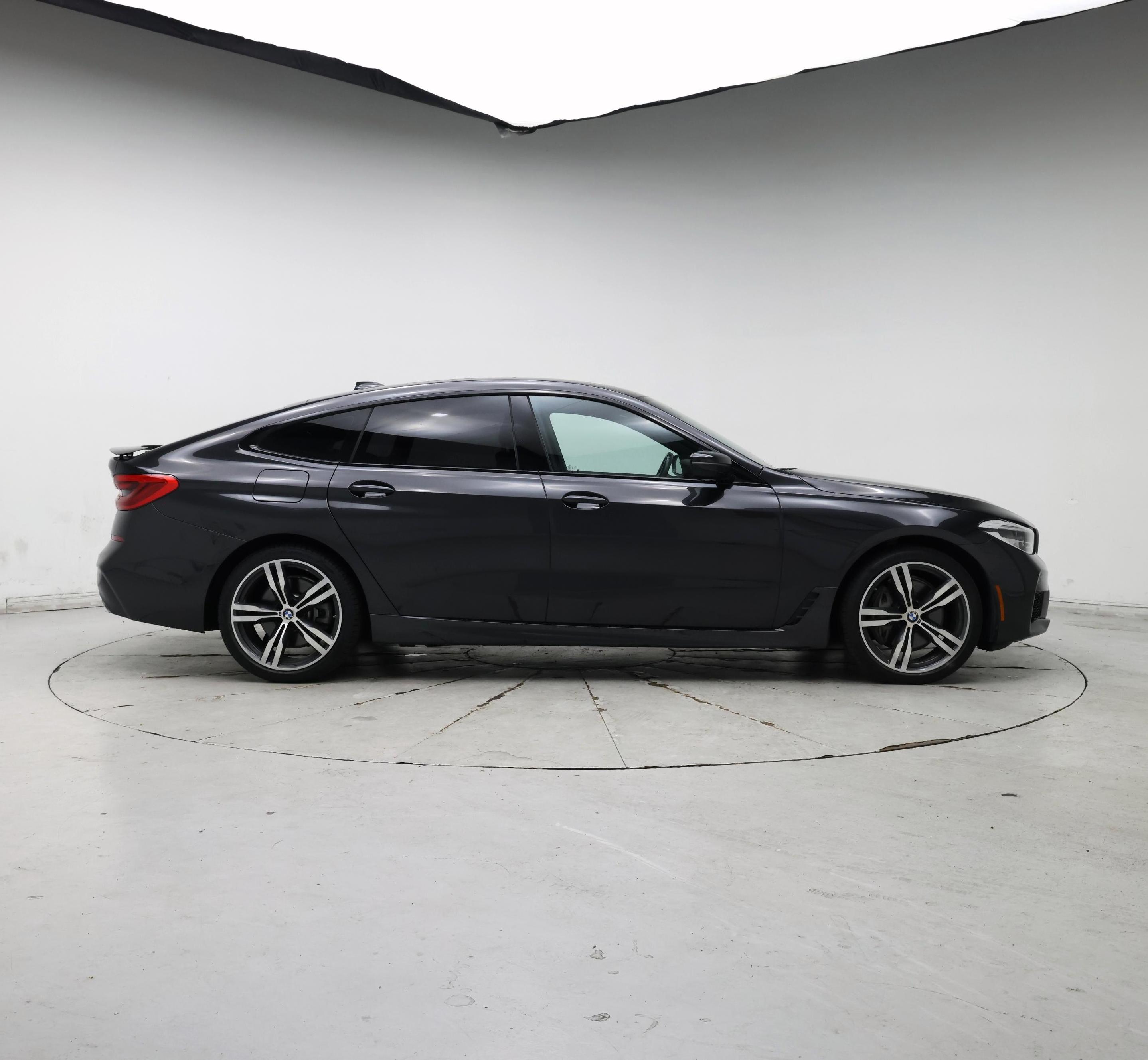 Thumbnail: 2019 BMW 6 Series - 7