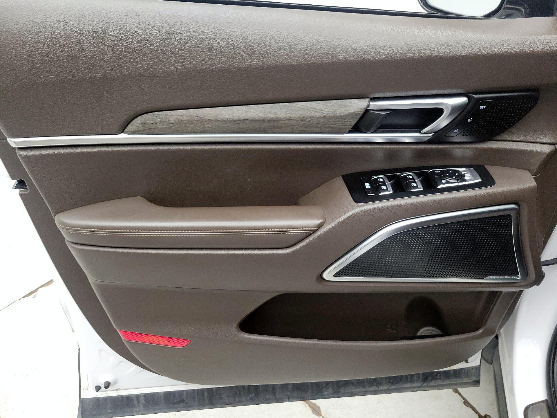 Thumbnail: 2021 Kia Telluride - 12