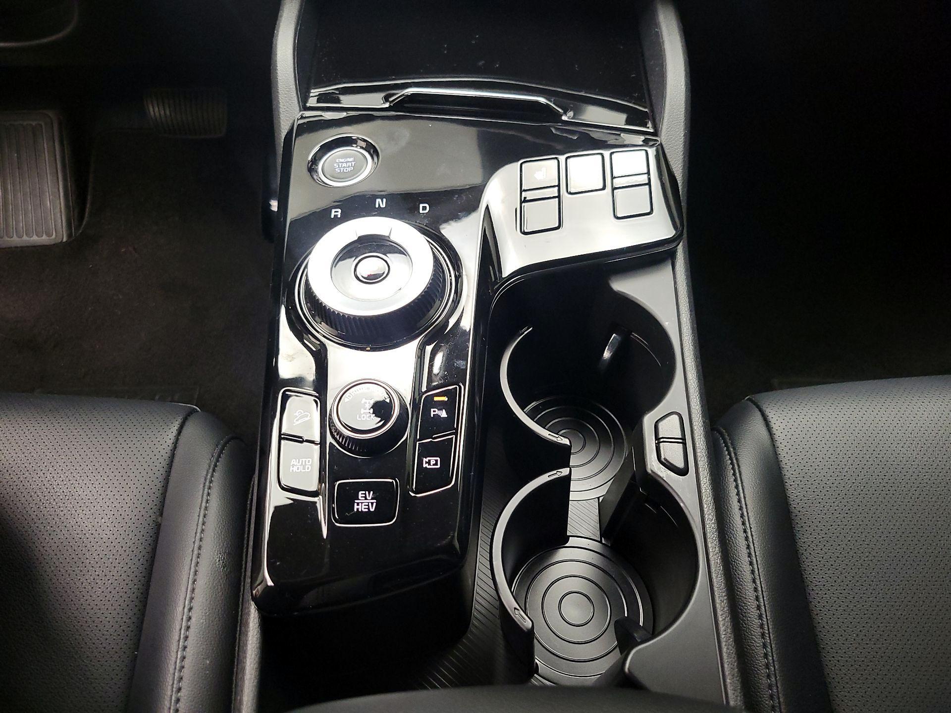 Thumbnail: 2023 Kia Sportage - 18
