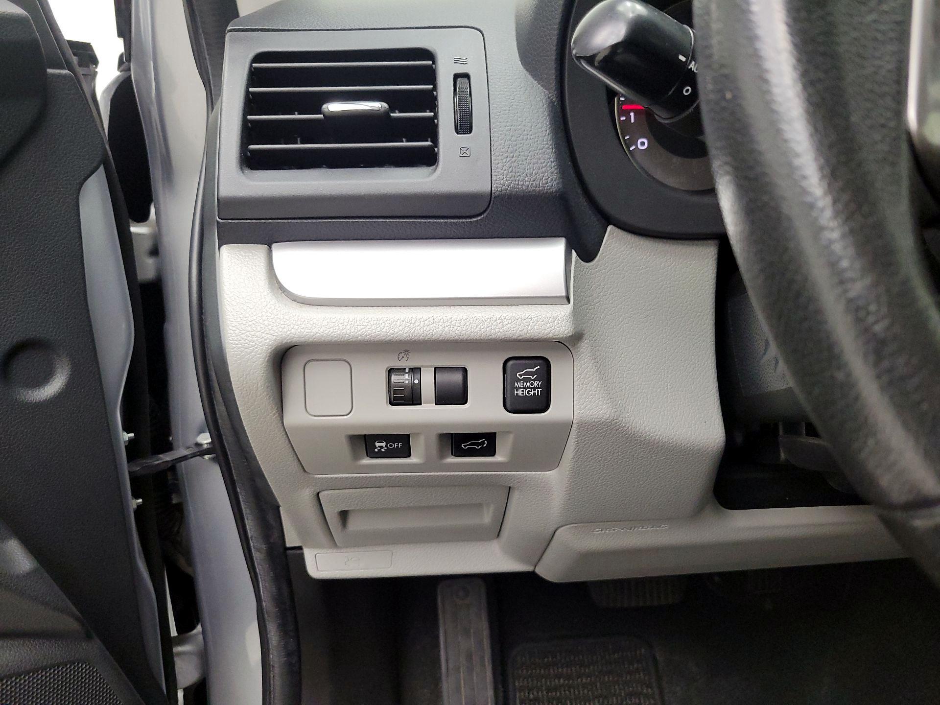 Thumbnail: 2015 Subaru Forester - 13