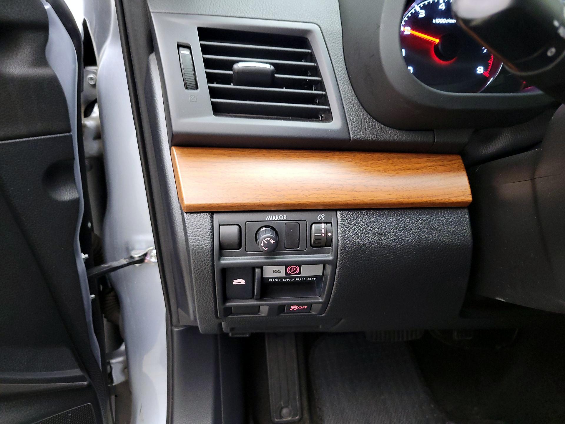 Thumbnail: 2014 Subaru Outback - 13