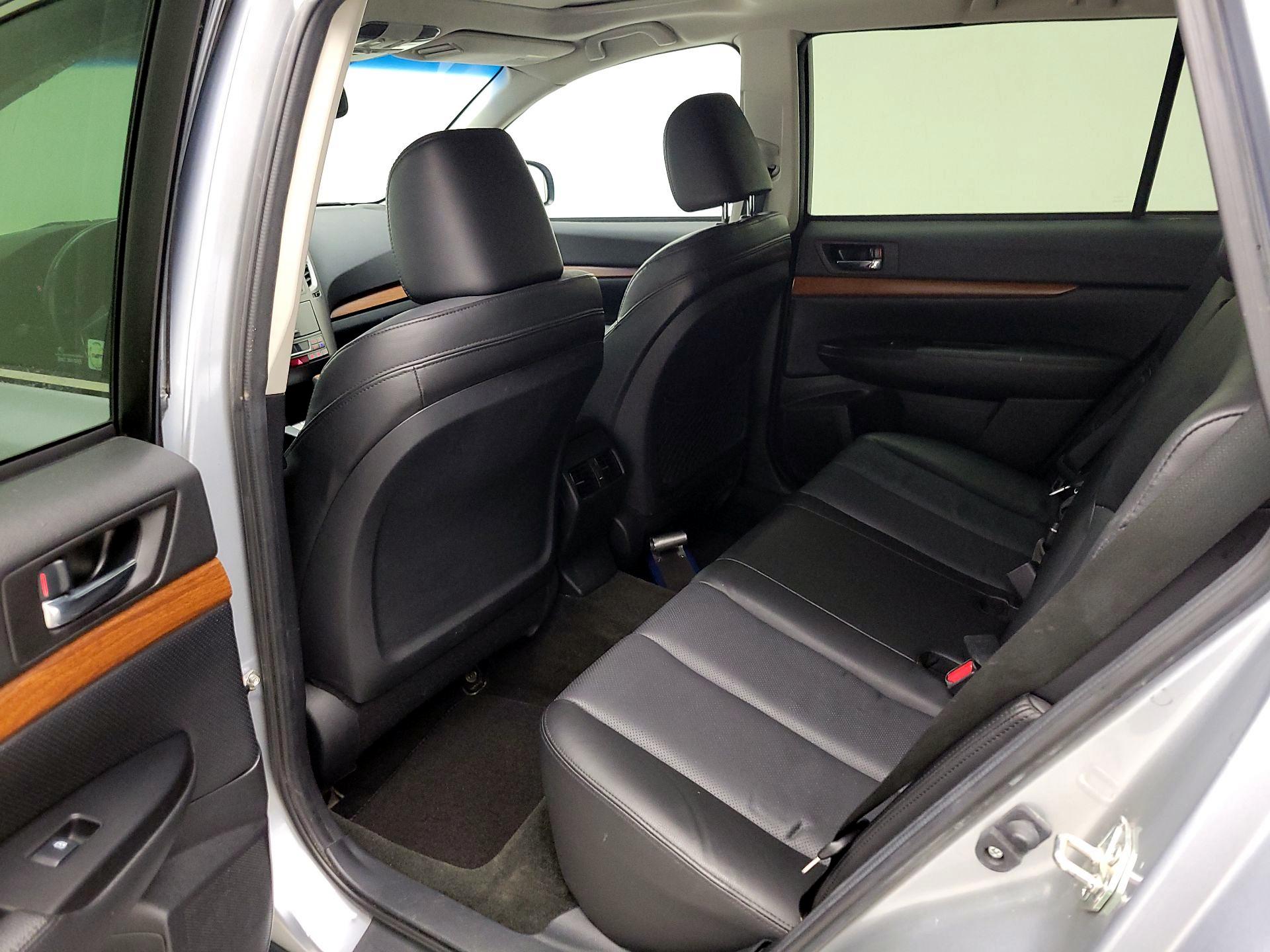 Thumbnail: 2014 Subaru Outback - 19