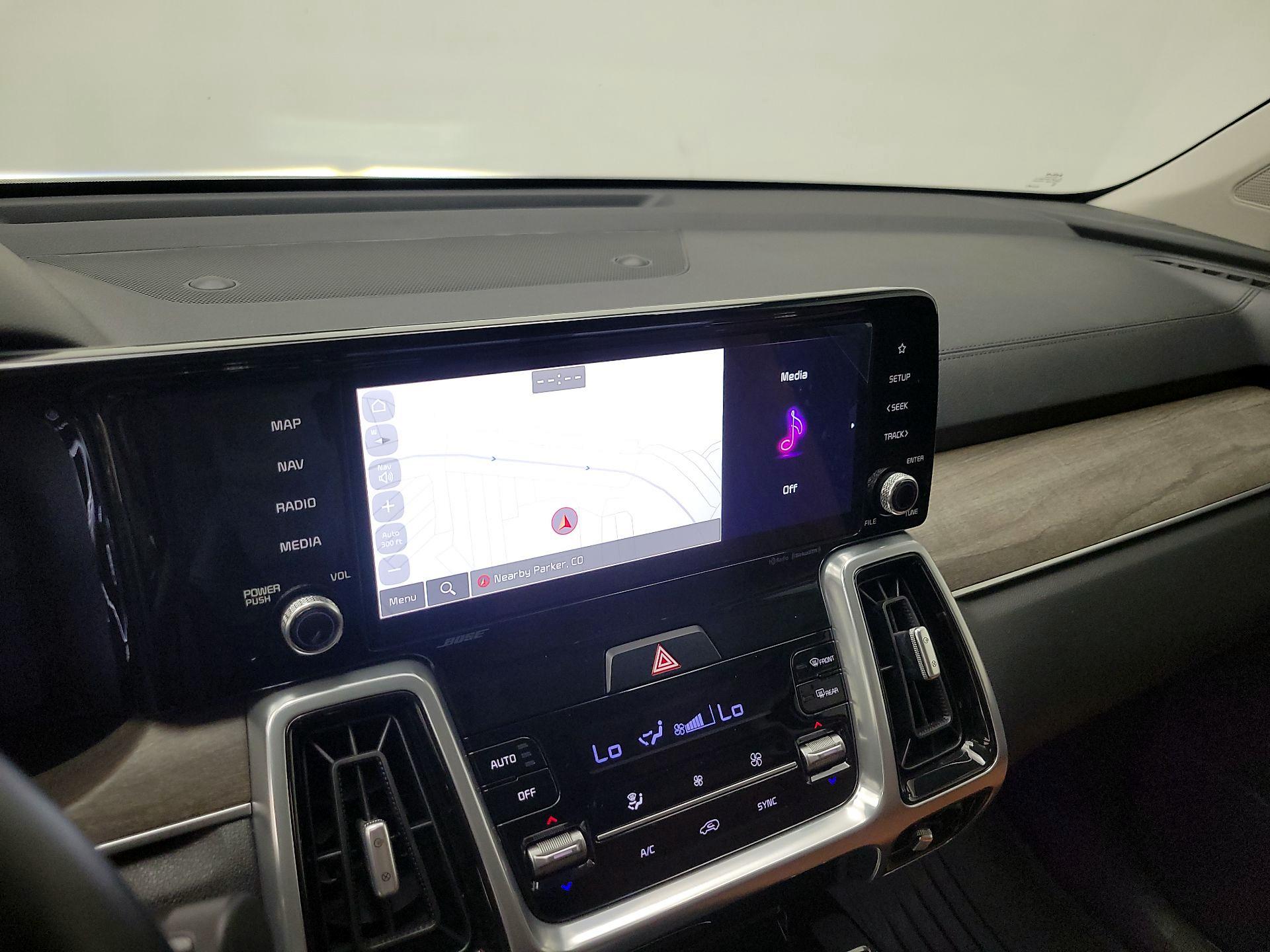 Thumbnail: 2023 Kia Sorento - 14