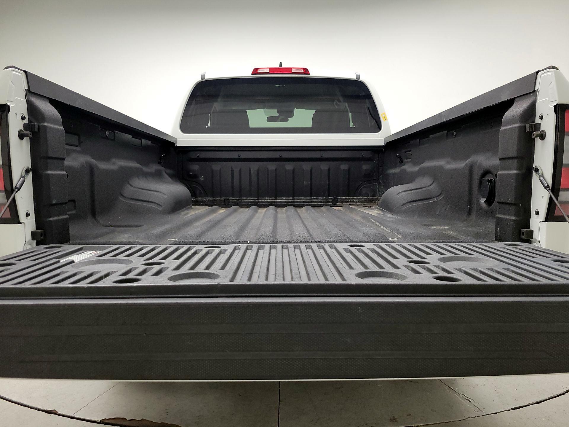 Thumbnail: 2024 Nissan Frontier - 20