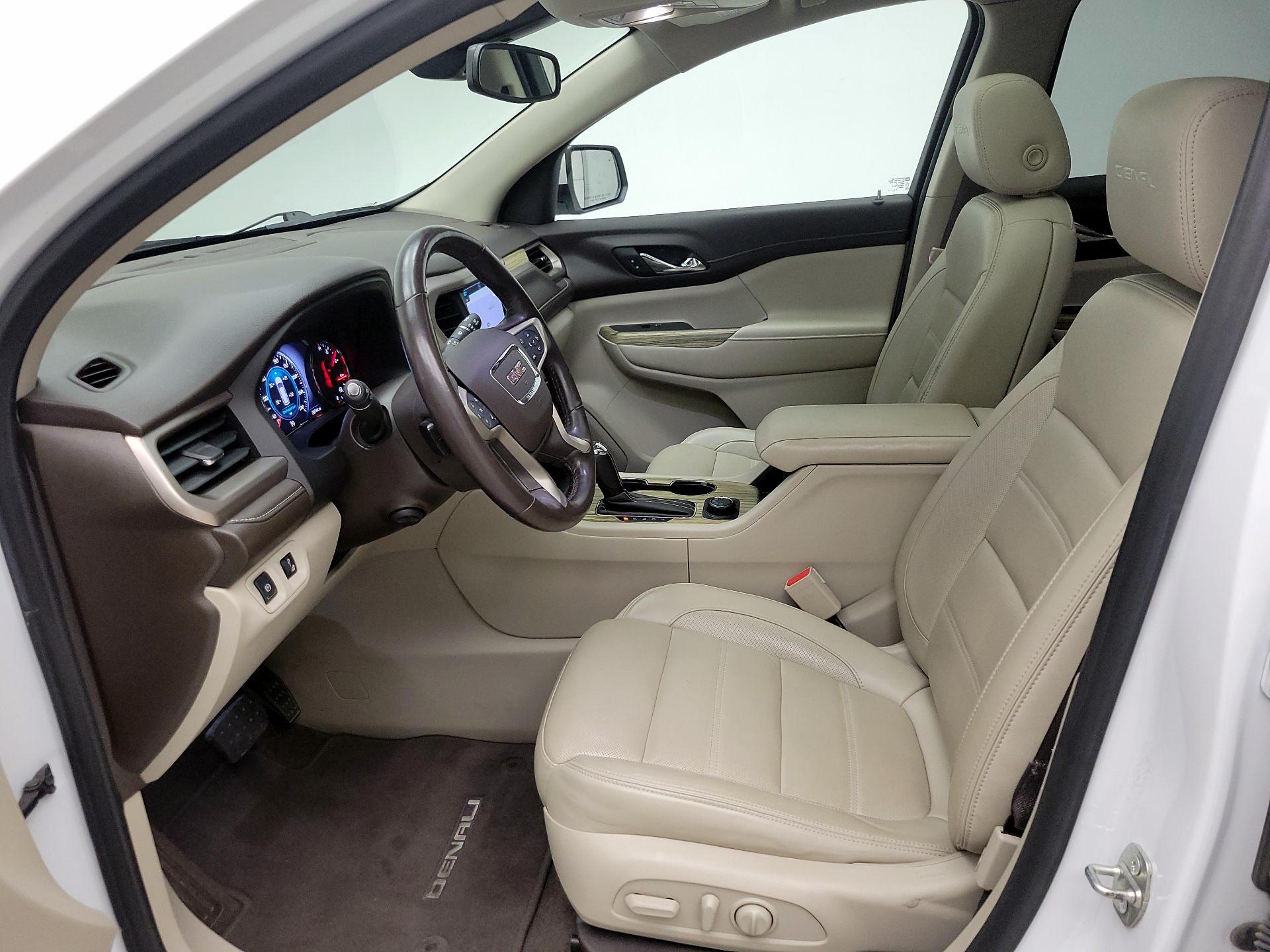 Thumbnail: 2019 GMC Acadia - 11