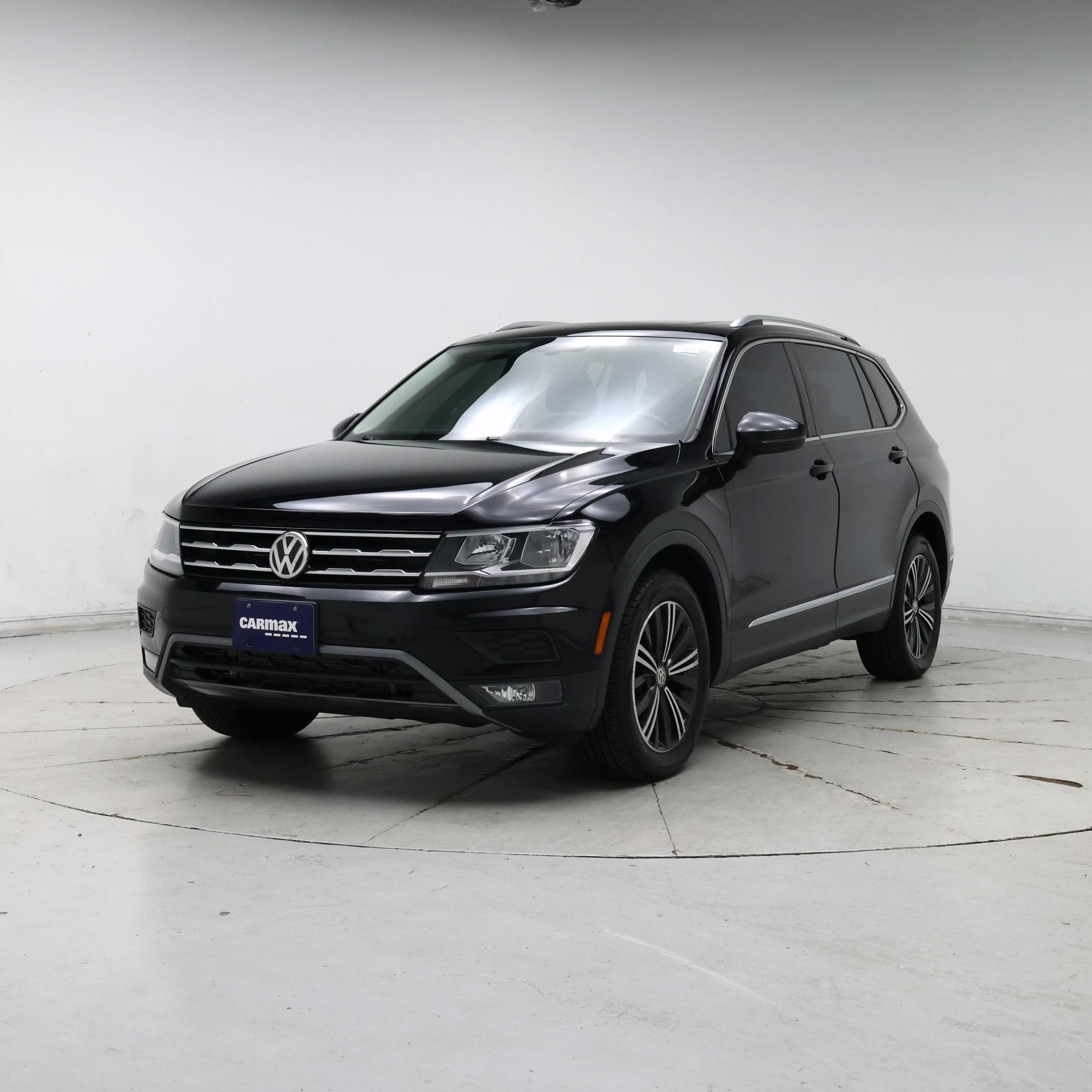 Thumbnail: 2018 Volkswagen Tiguan - 4