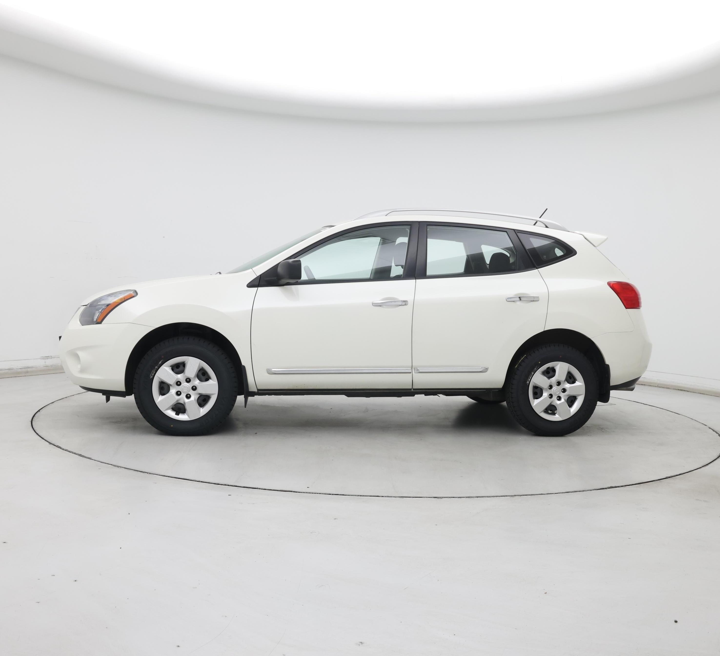Thumbnail: 2015 Nissan Rogue - 3