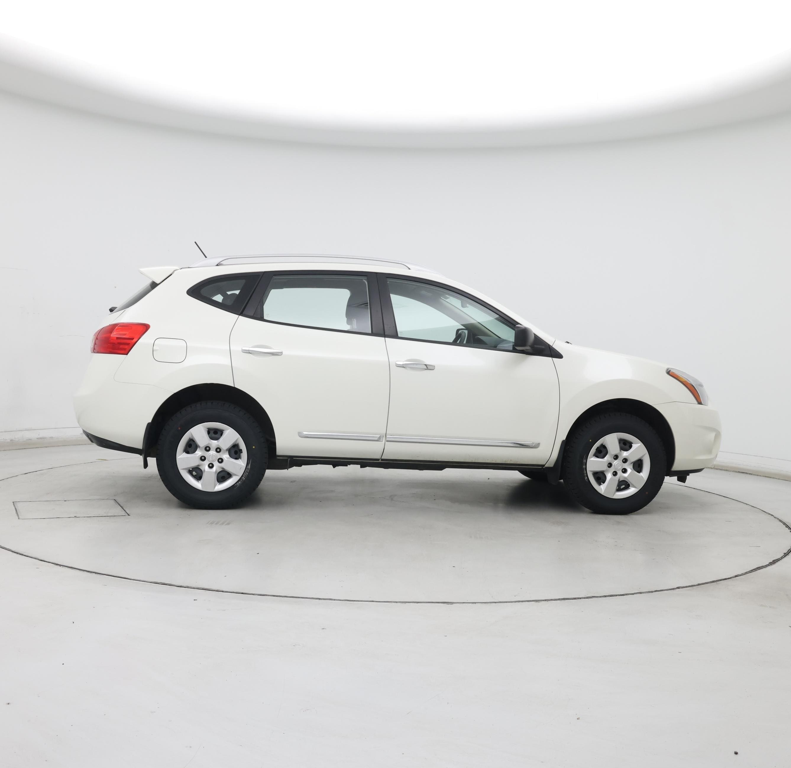 Thumbnail: 2015 Nissan Rogue - 7