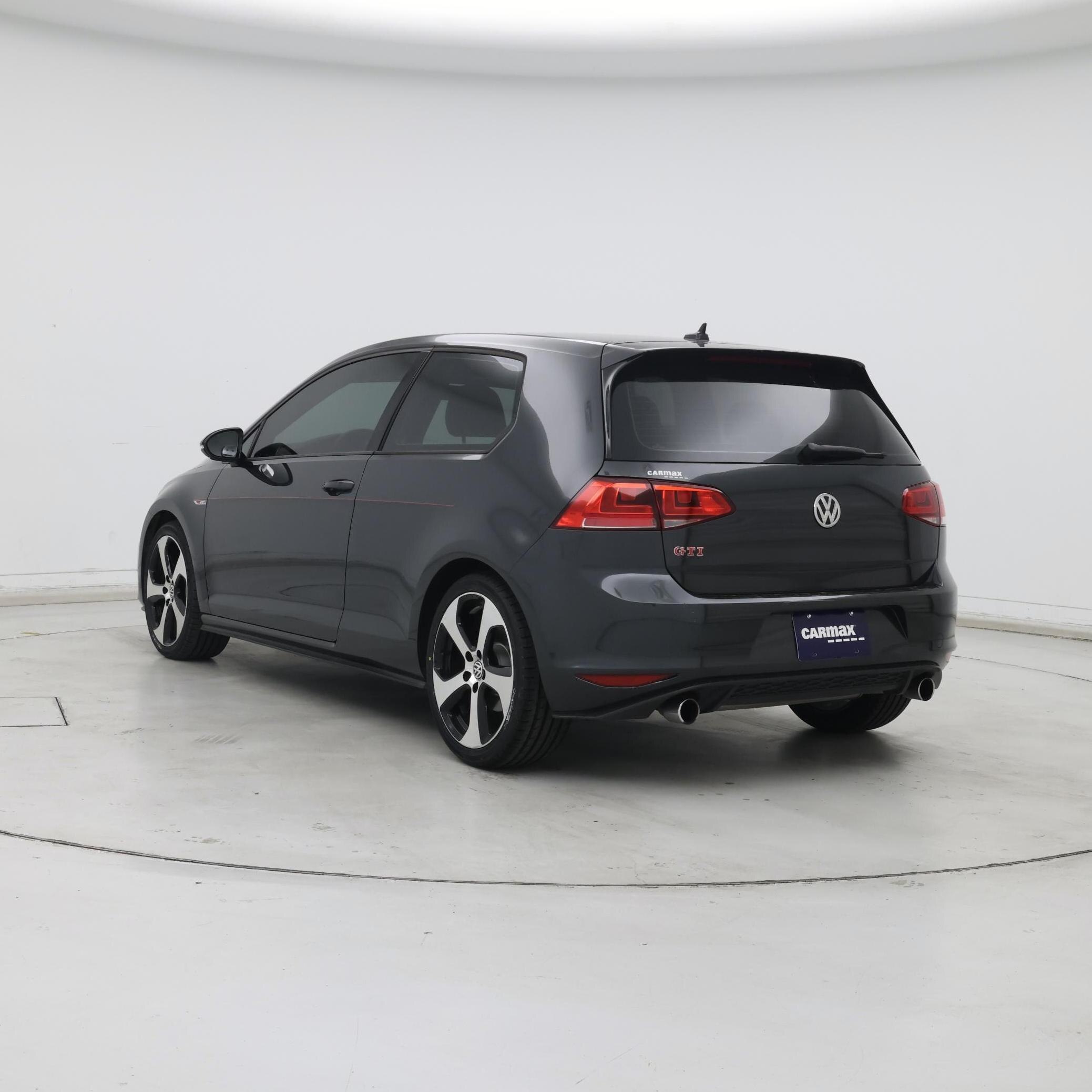 Thumbnail: 2016 Volkswagen Golf - 2