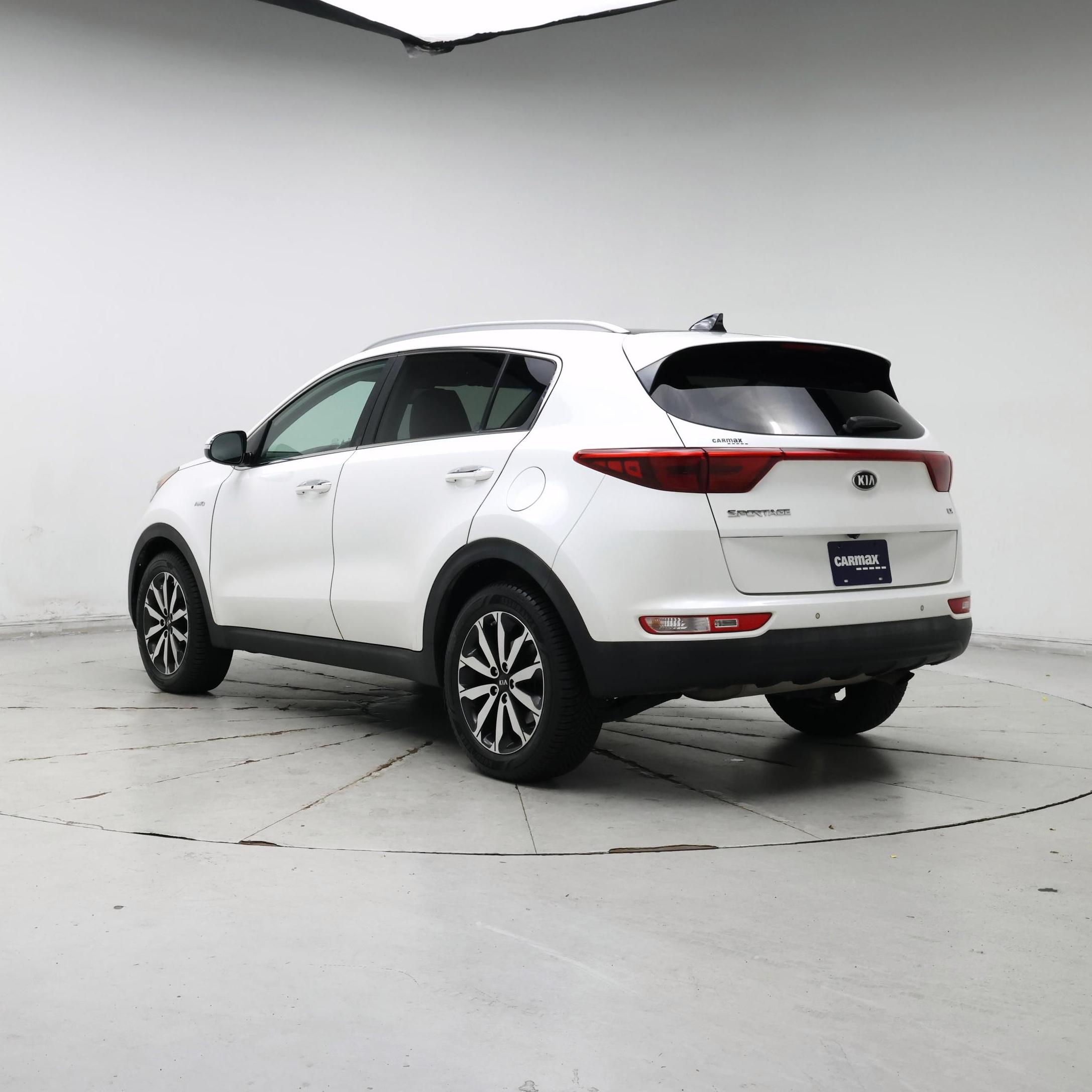 Thumbnail: 2017 Kia Sportage - 2