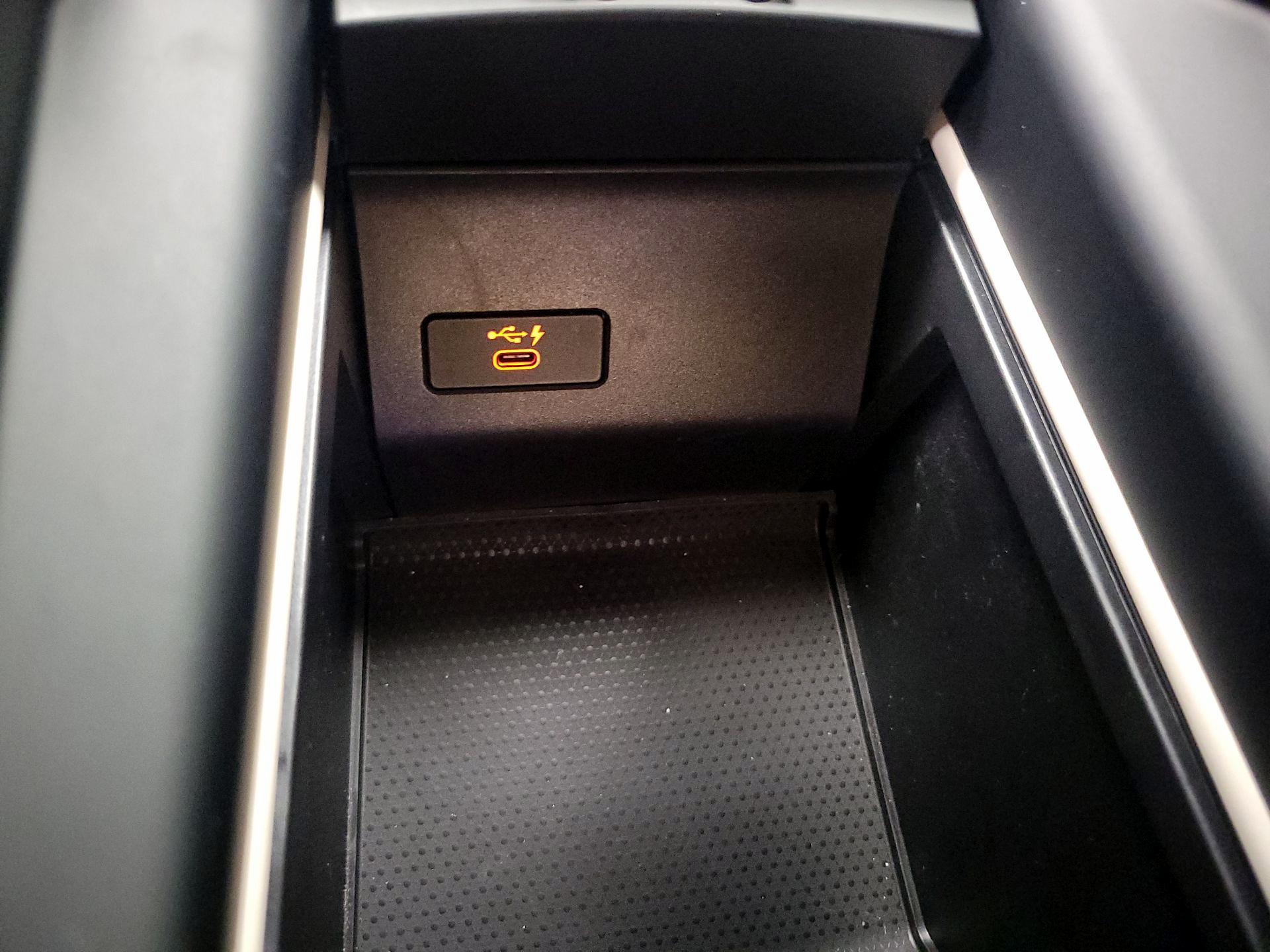 Thumbnail: 2020 BMW X5 - 19