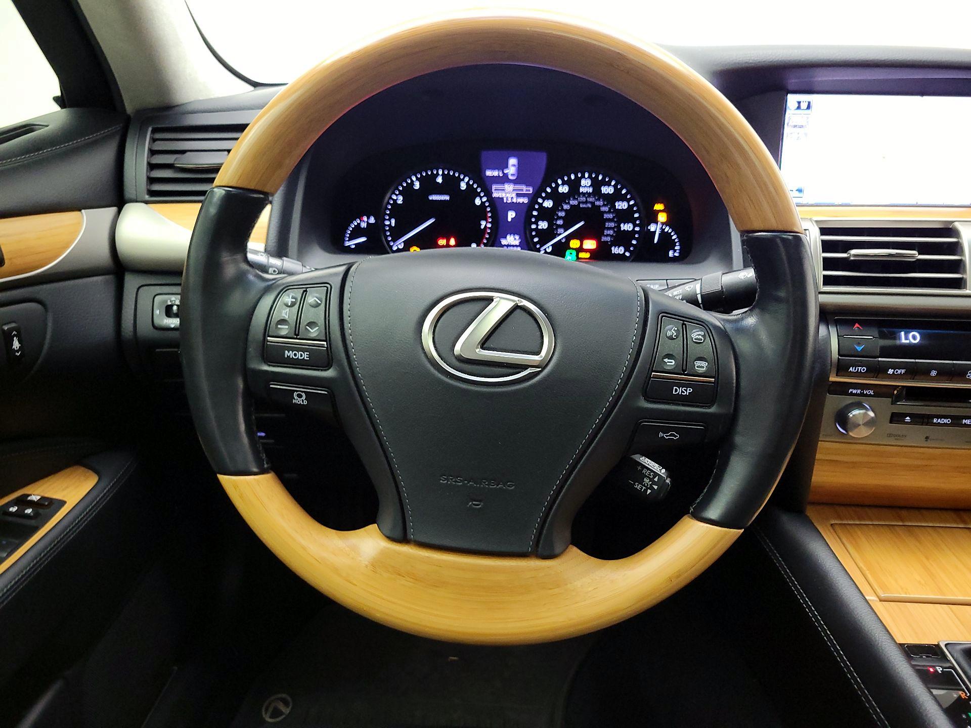 Thumbnail: 2014 Lexus LS - 10