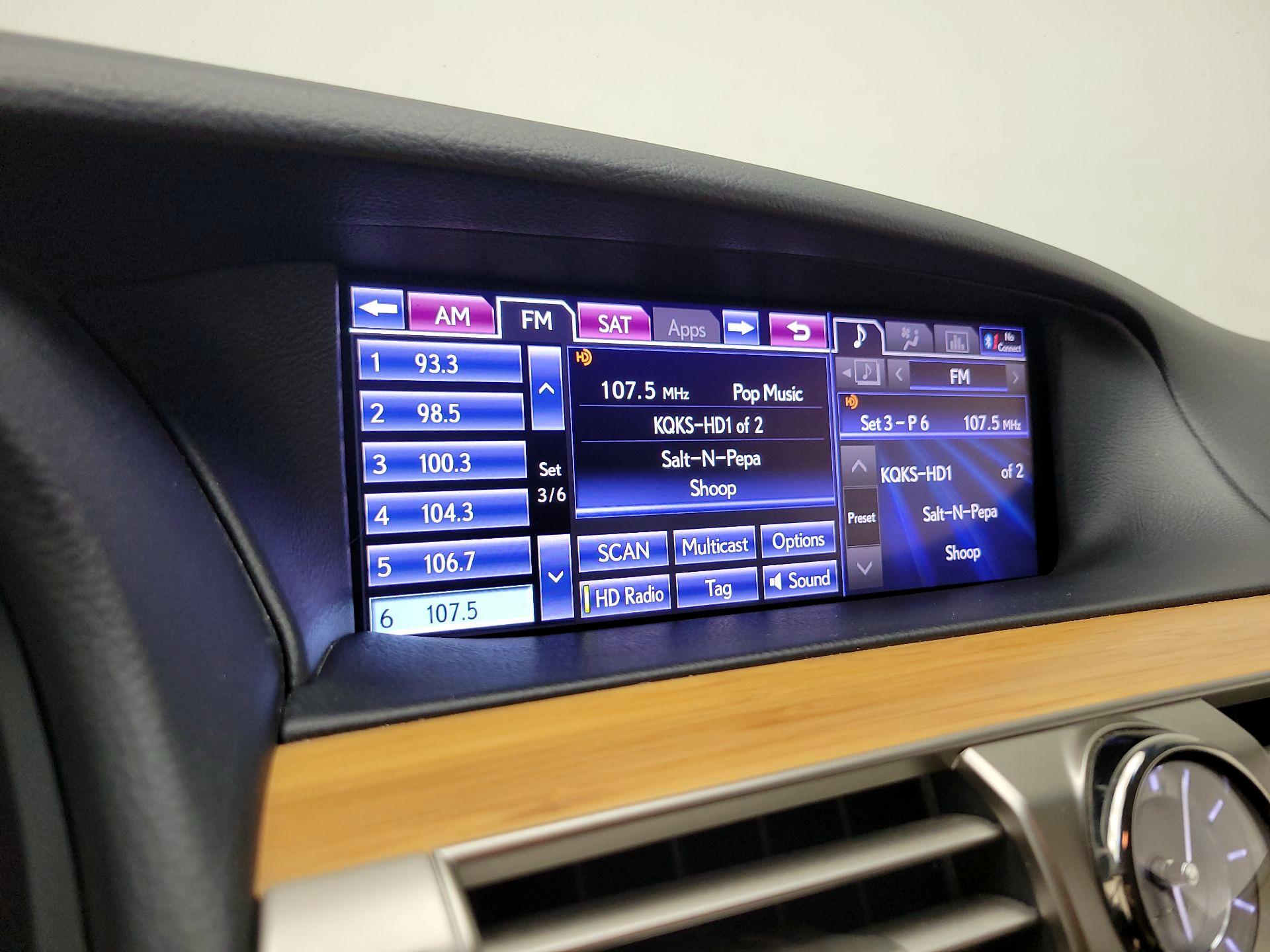 Thumbnail: 2014 Lexus LS - 16