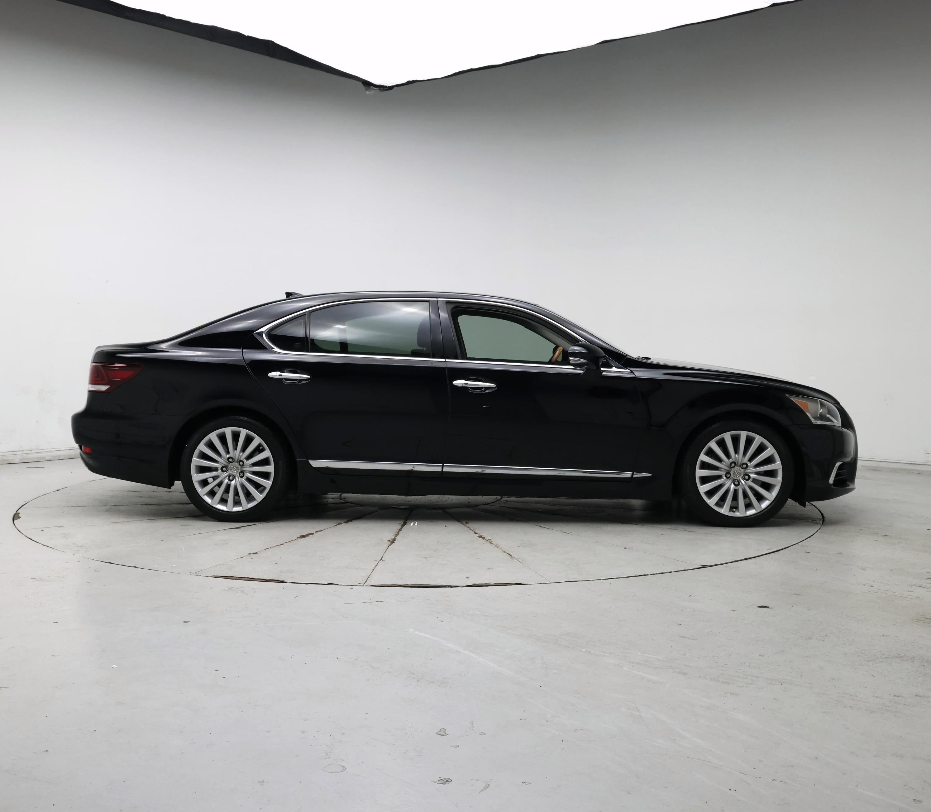Thumbnail: 2014 Lexus LS - 7