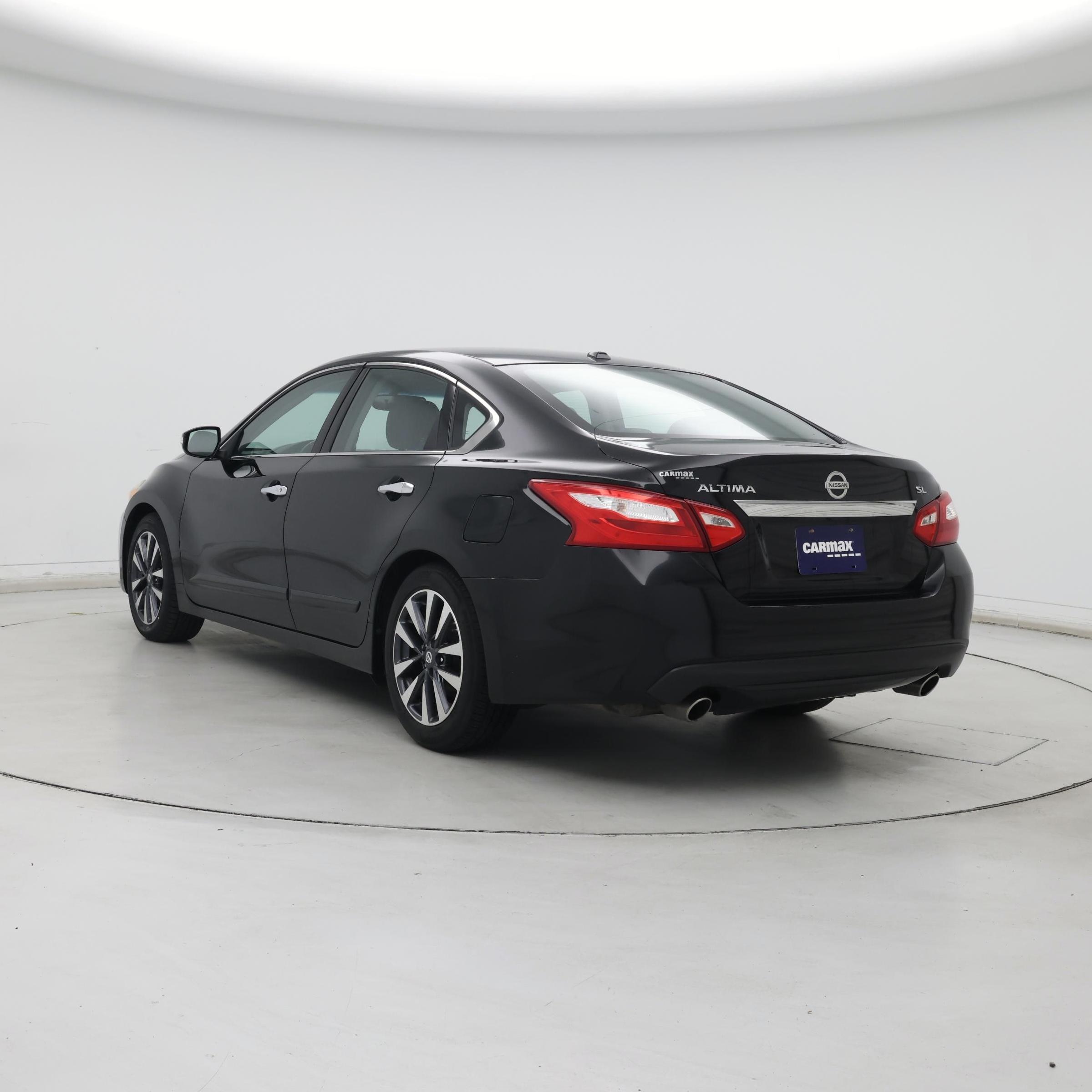Thumbnail: 2016 Nissan Altima - 2