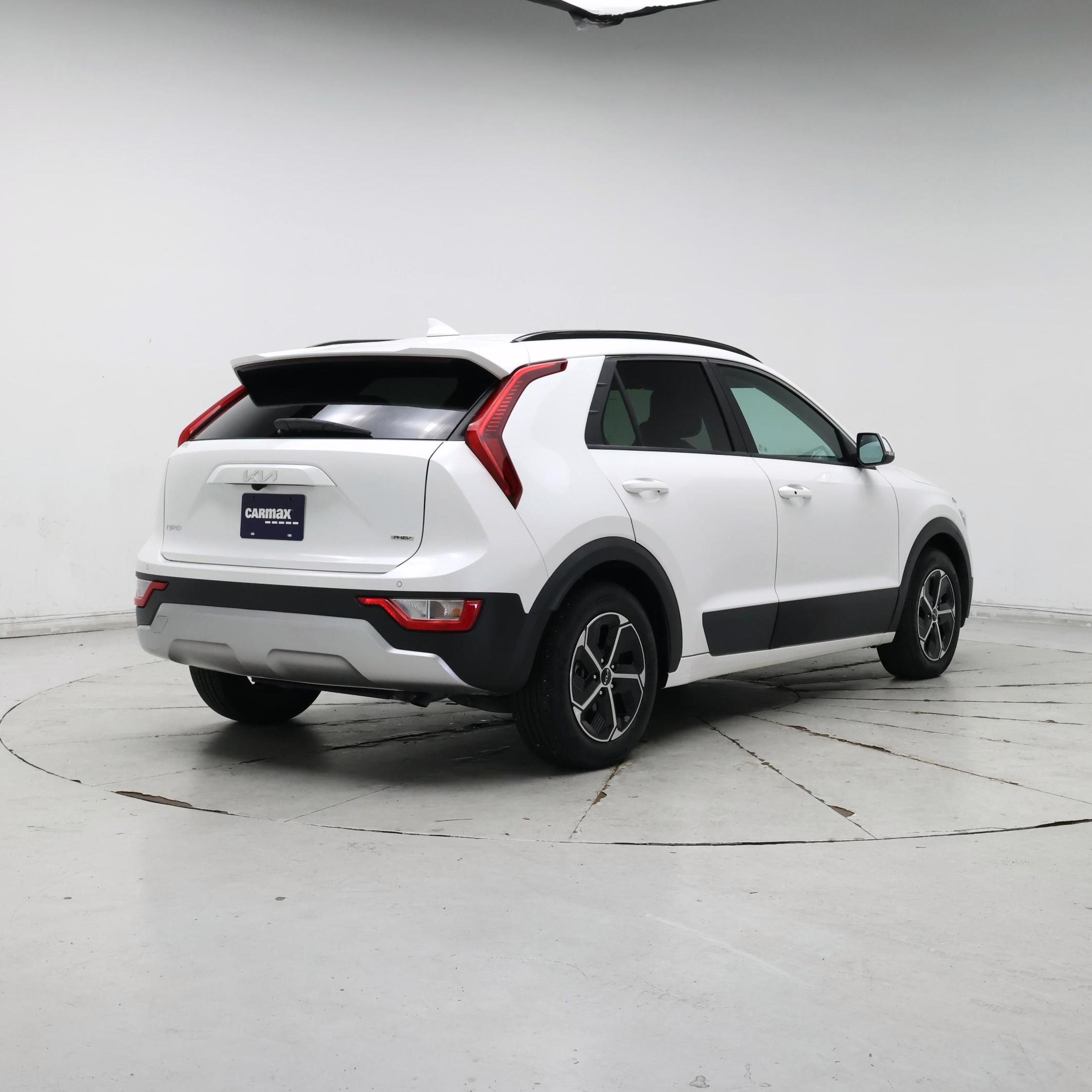 Thumbnail: 2024 Kia Niro - 8