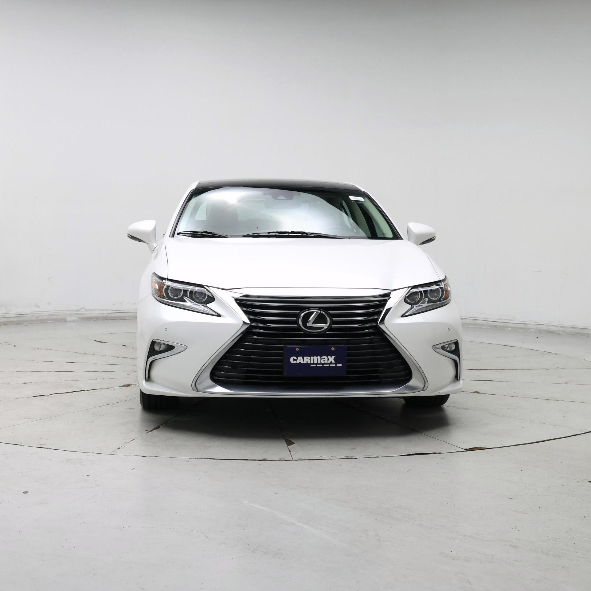Thumbnail: 2018 Lexus ES - 5