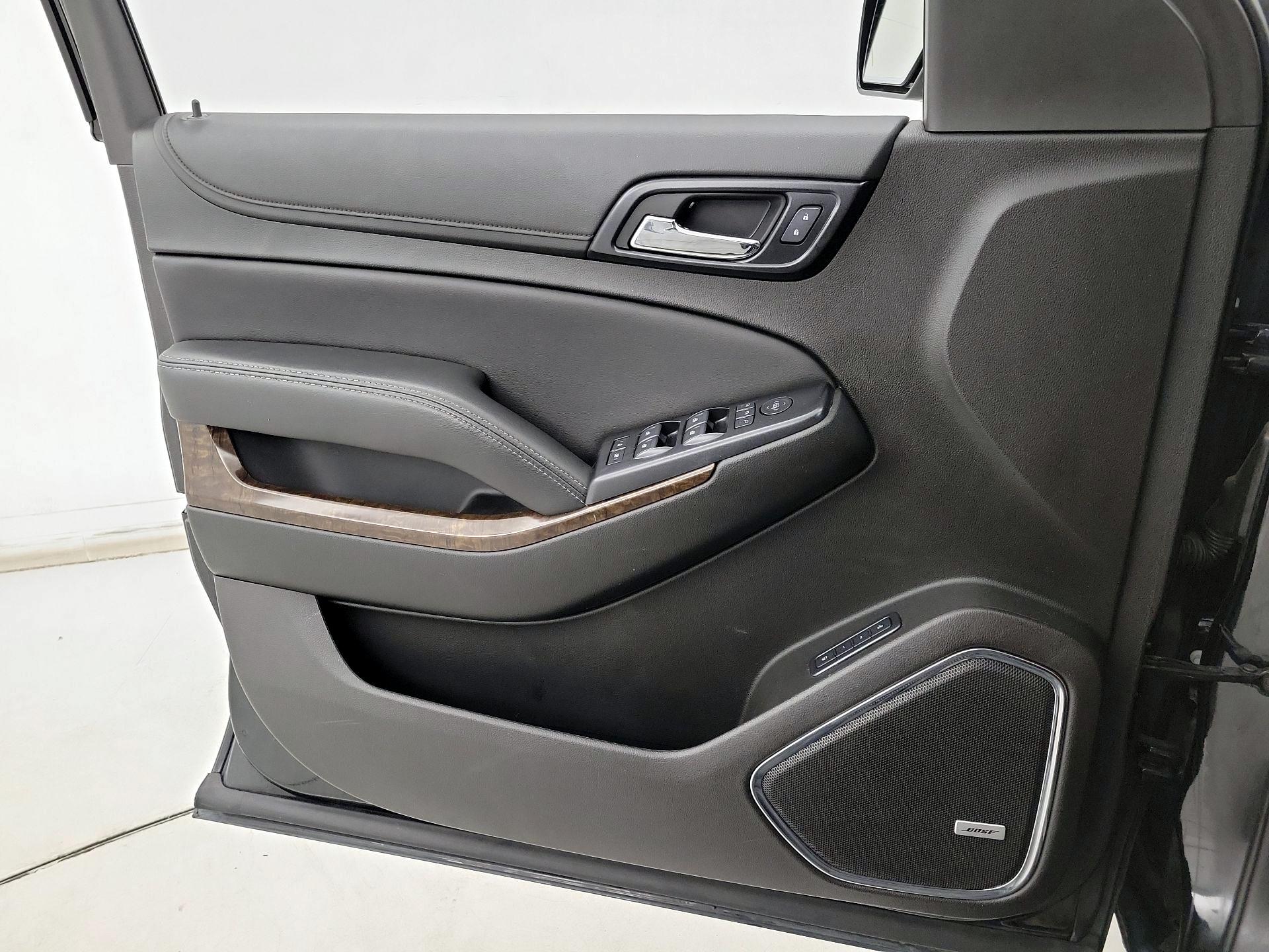 Thumbnail: 2020 Chevrolet Suburban - 12