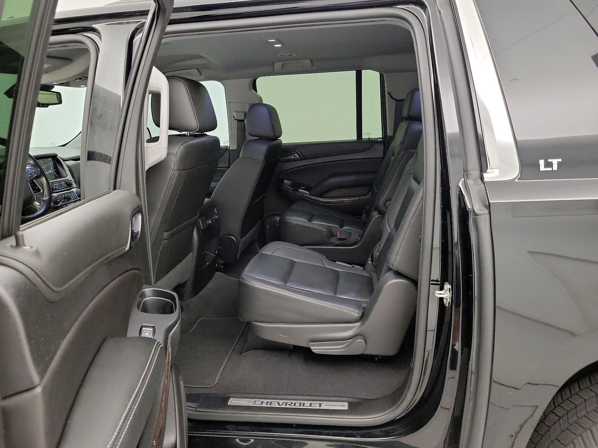 Thumbnail: 2020 Chevrolet Suburban - 20