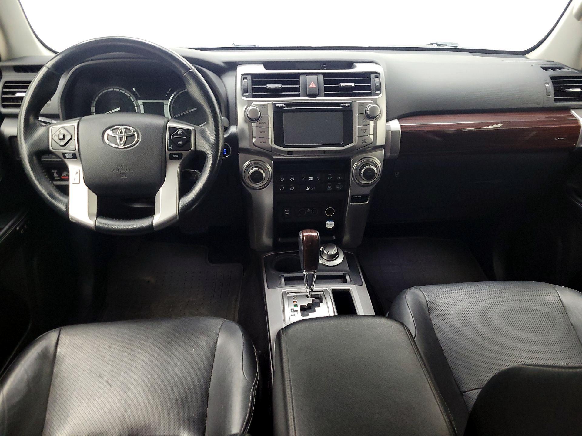 Thumbnail: 2015 Toyota 4Runner - 9