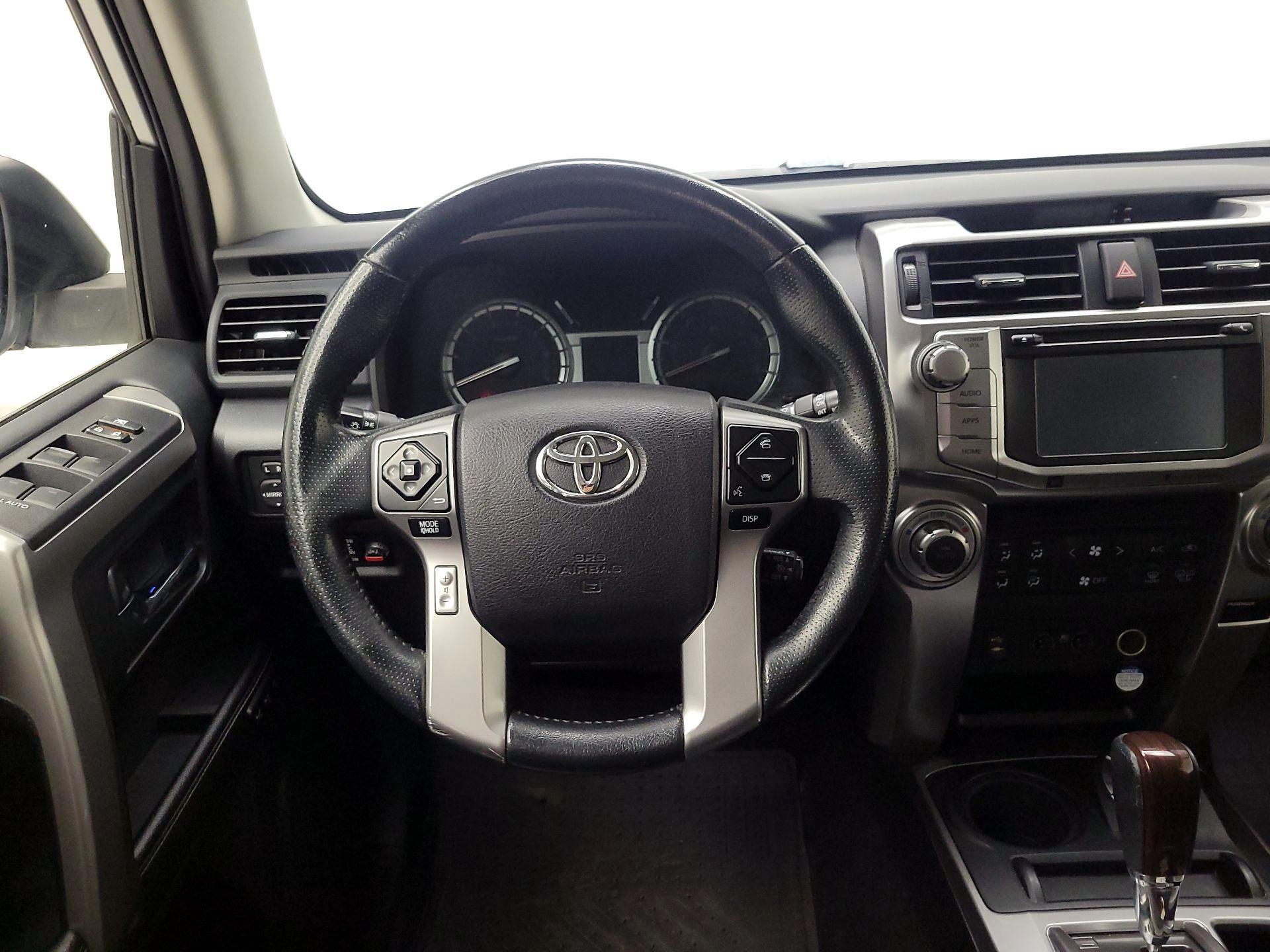 Thumbnail: 2015 Toyota 4Runner - 10