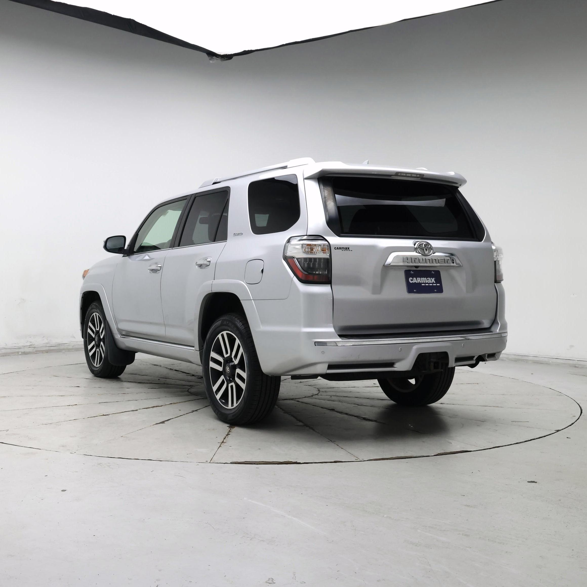 Thumbnail: 2015 Toyota 4Runner - 2