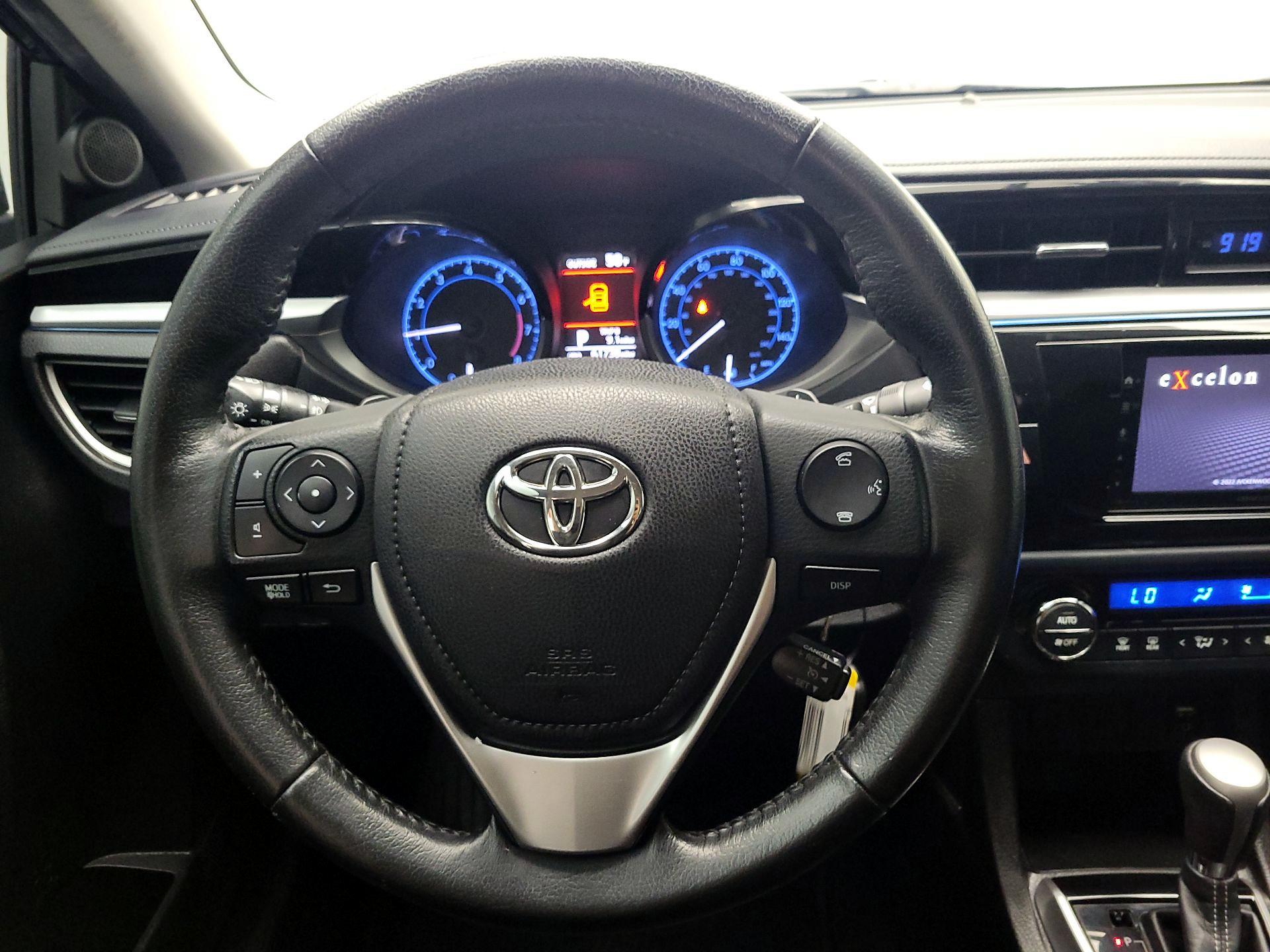 Thumbnail: 2016 Toyota Corolla - 10