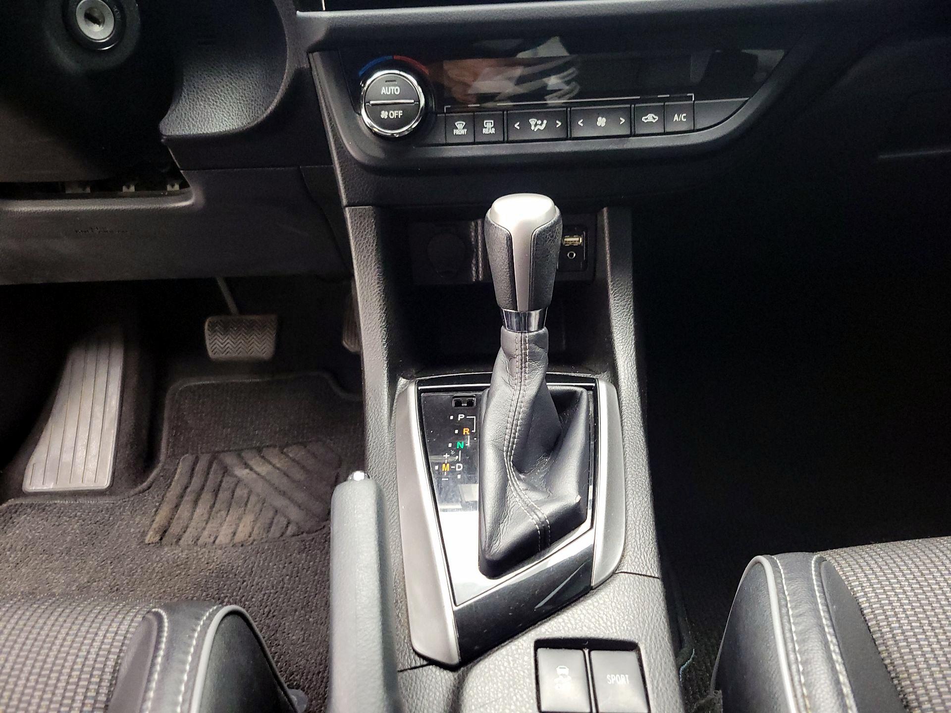 Thumbnail: 2016 Toyota Corolla - 17